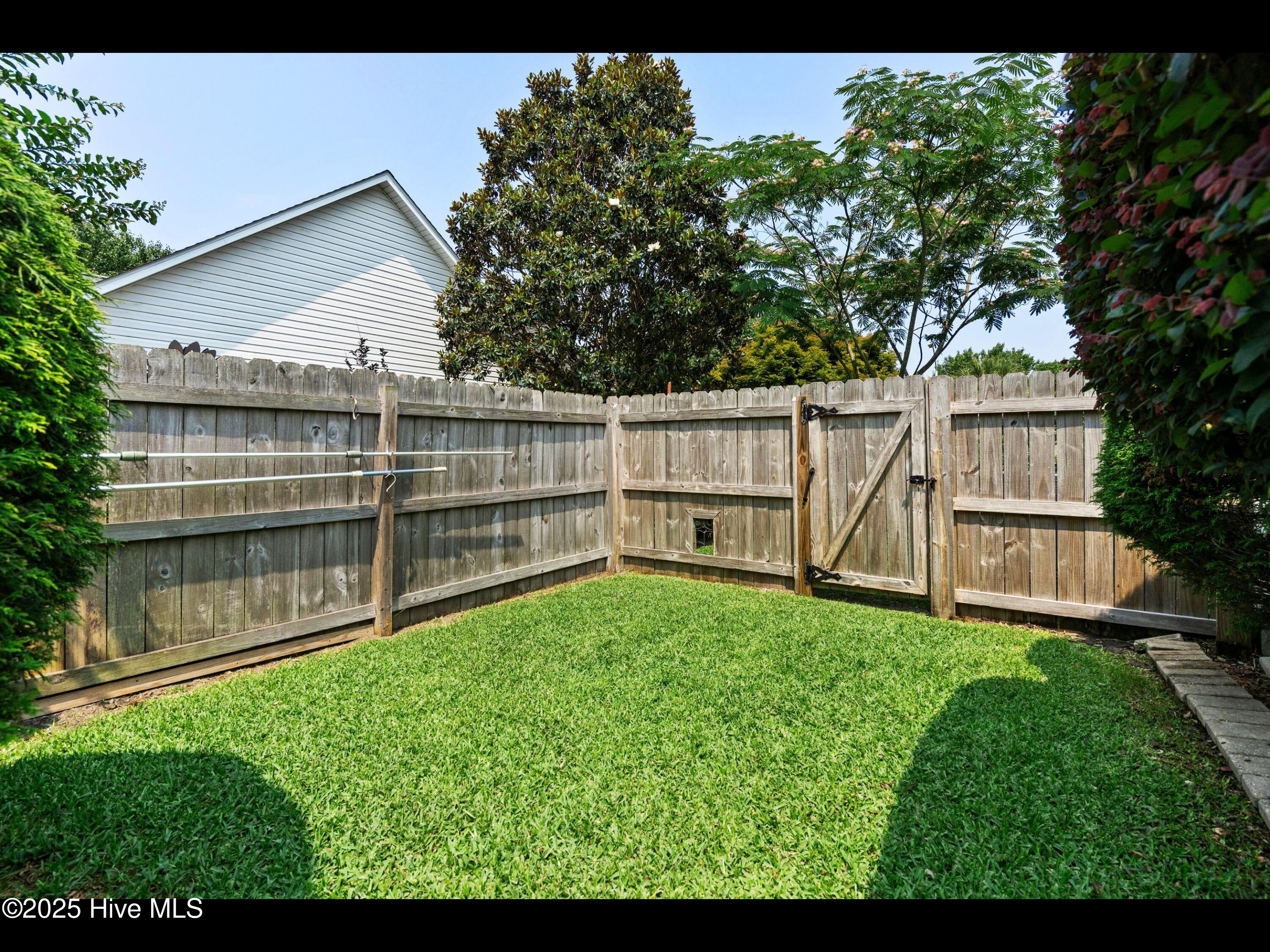 1204 Maple Ridge Road