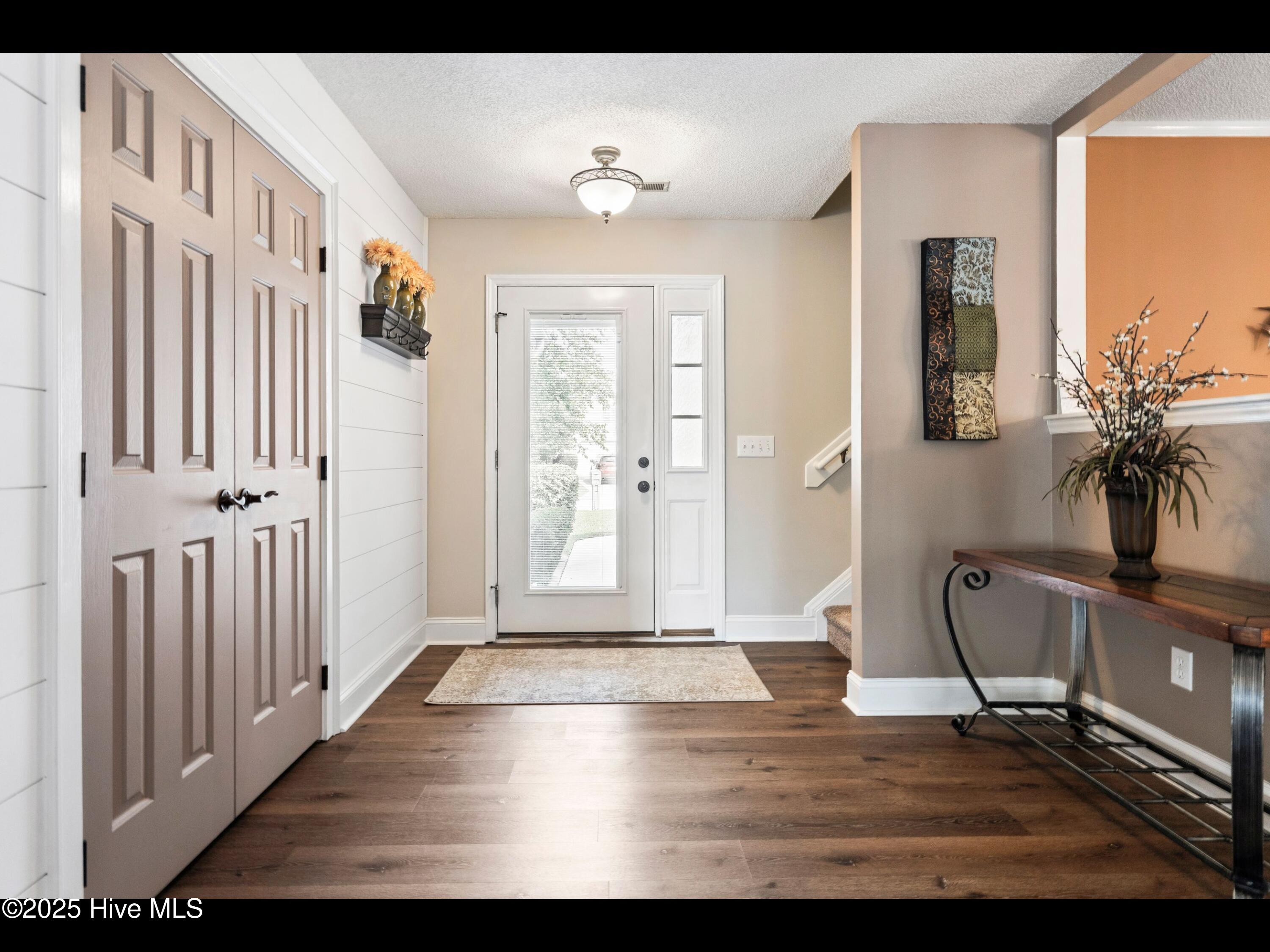 1204 Maple Ridge Road