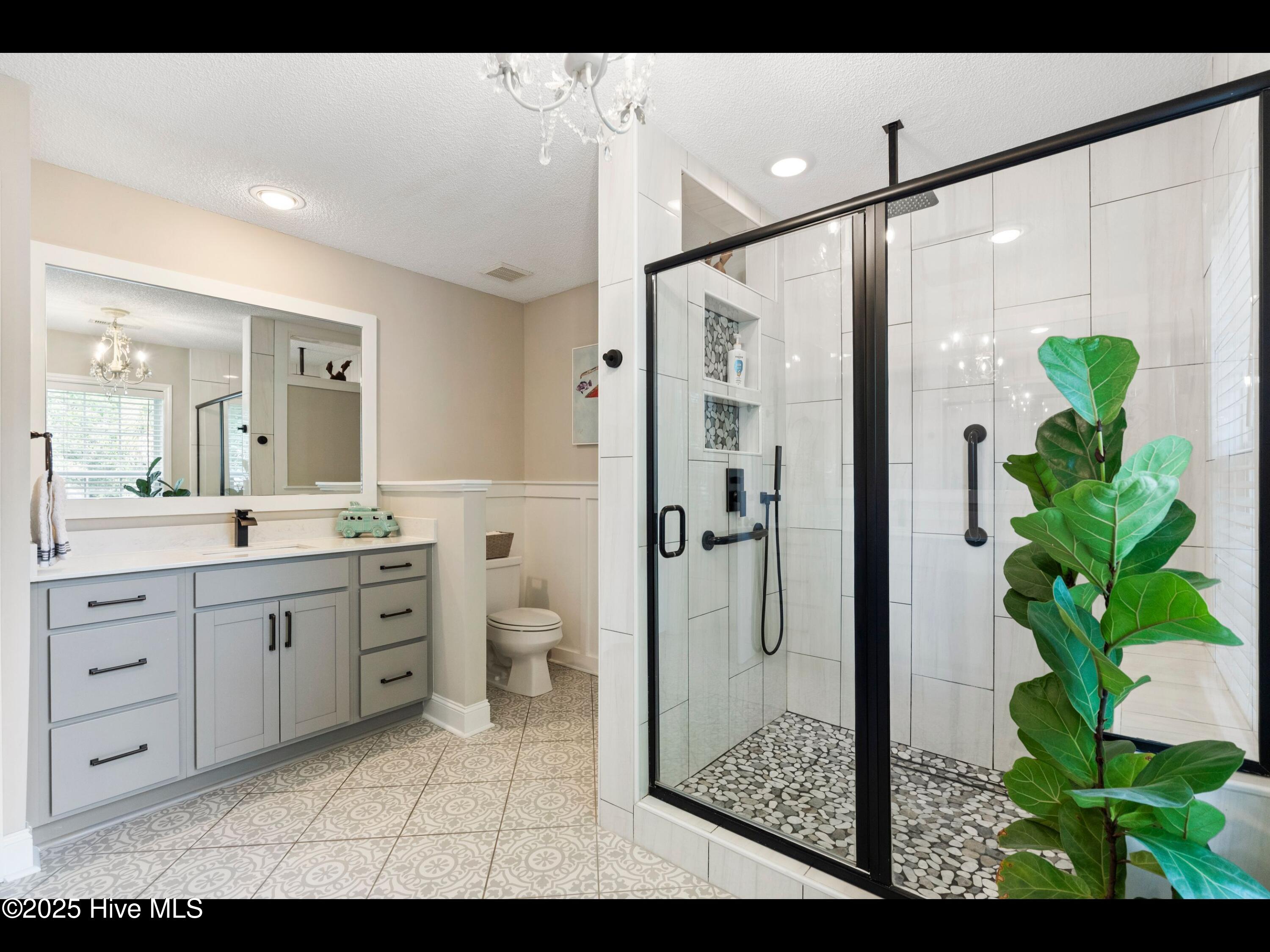 1204 Maple Ridge Road