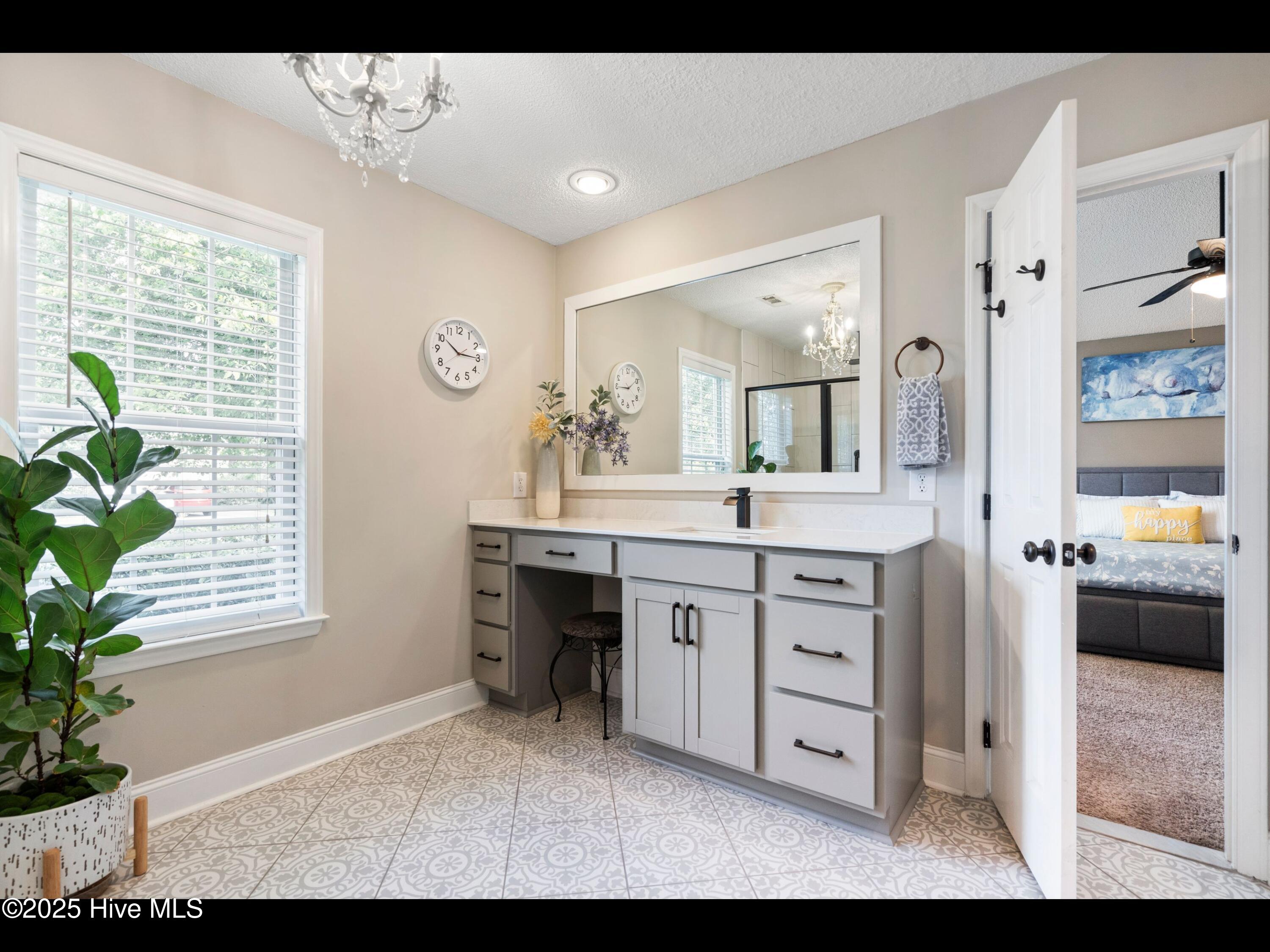 1204 Maple Ridge Road