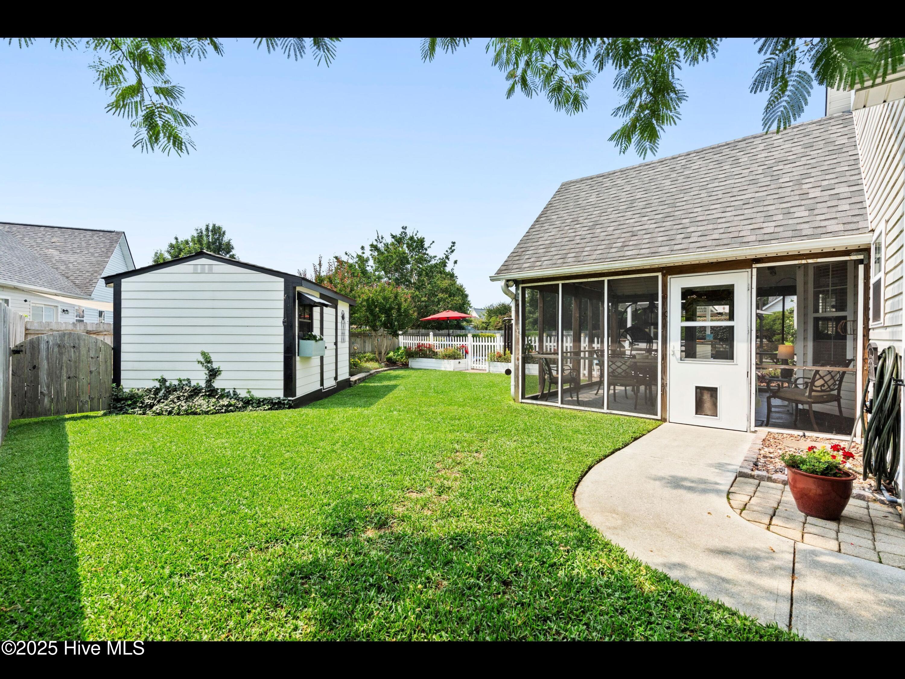 1204 Maple Ridge Road