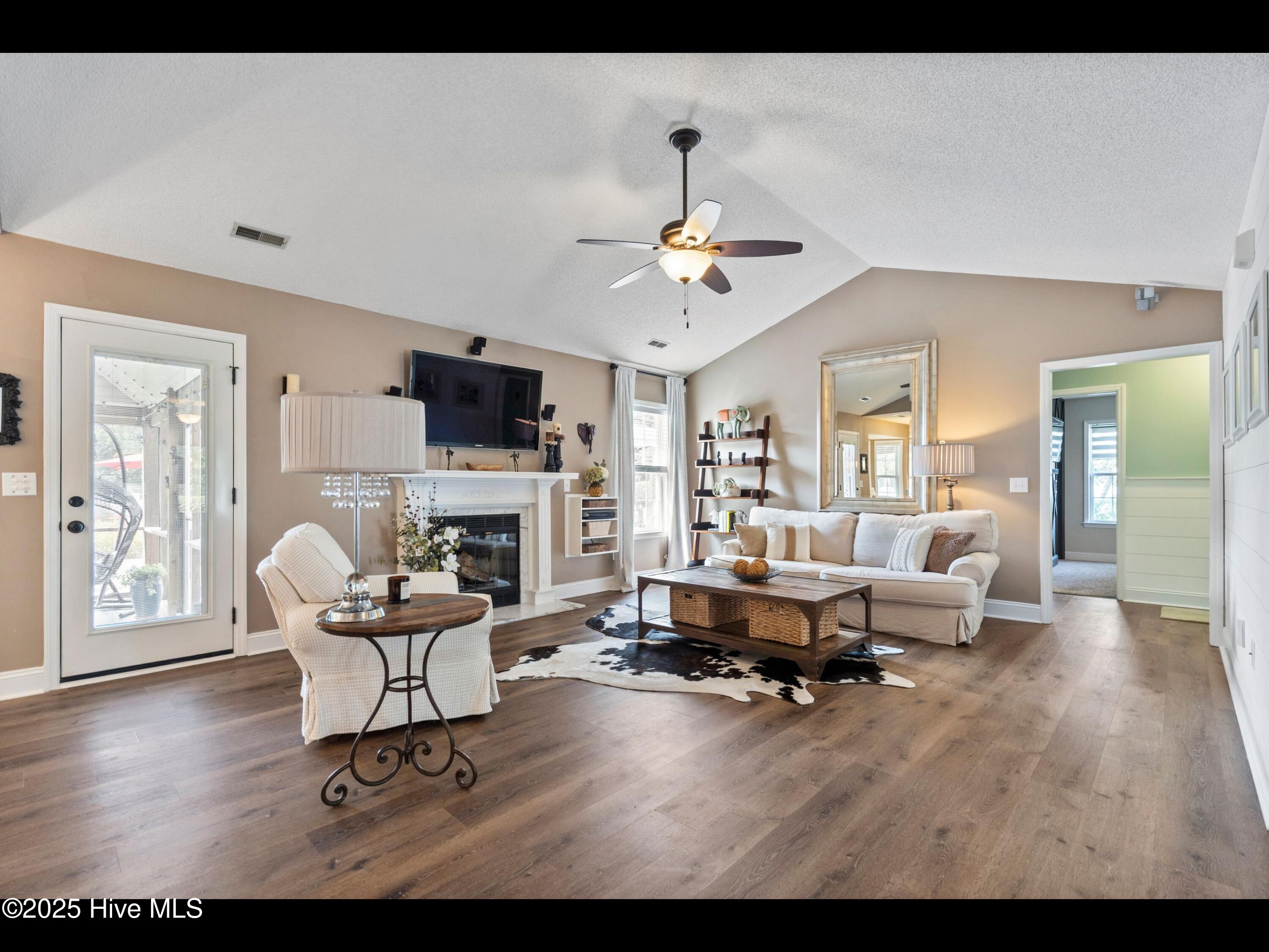 1204 Maple Ridge Road