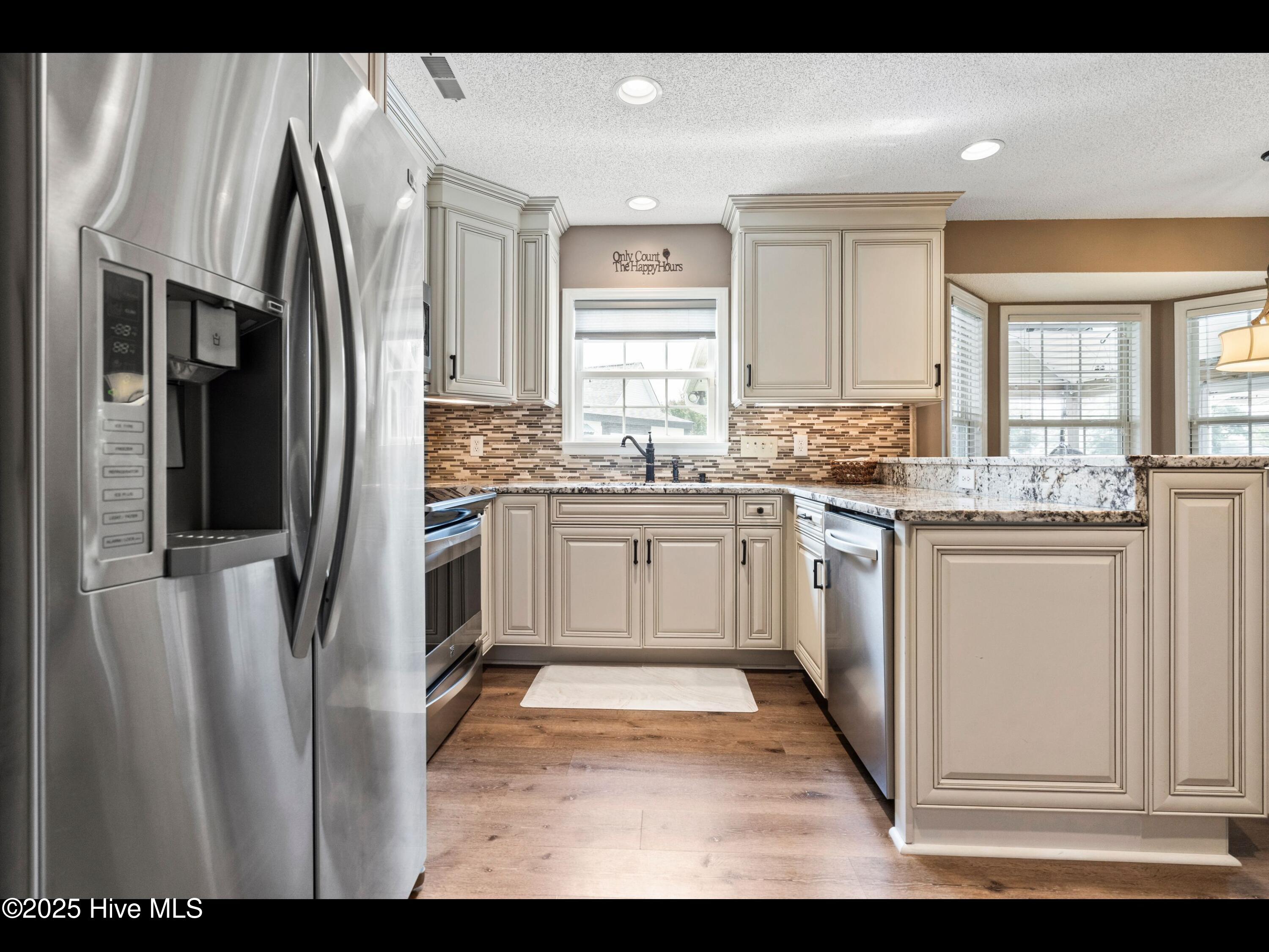 1204 Maple Ridge Road