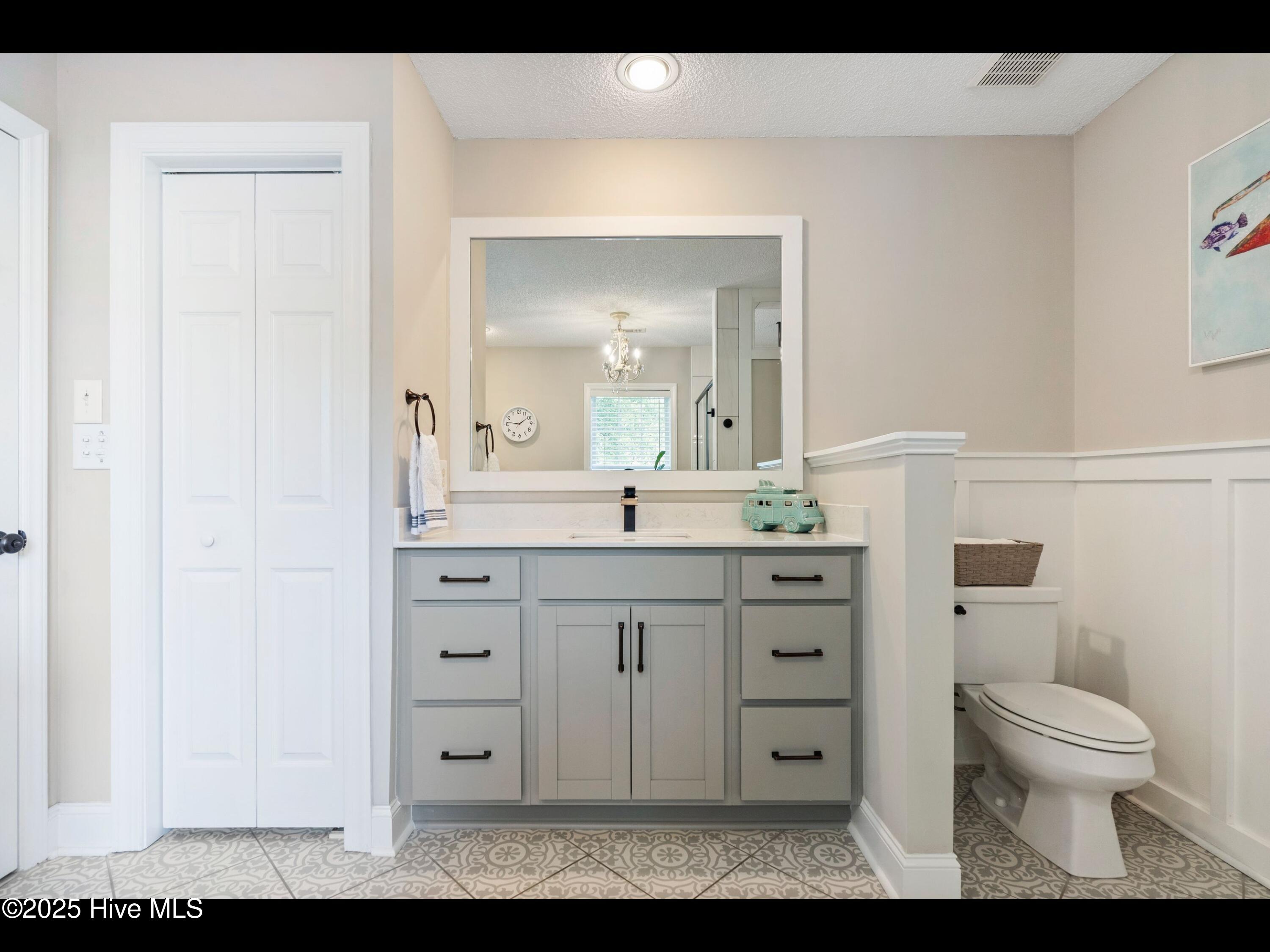 1204 Maple Ridge Road