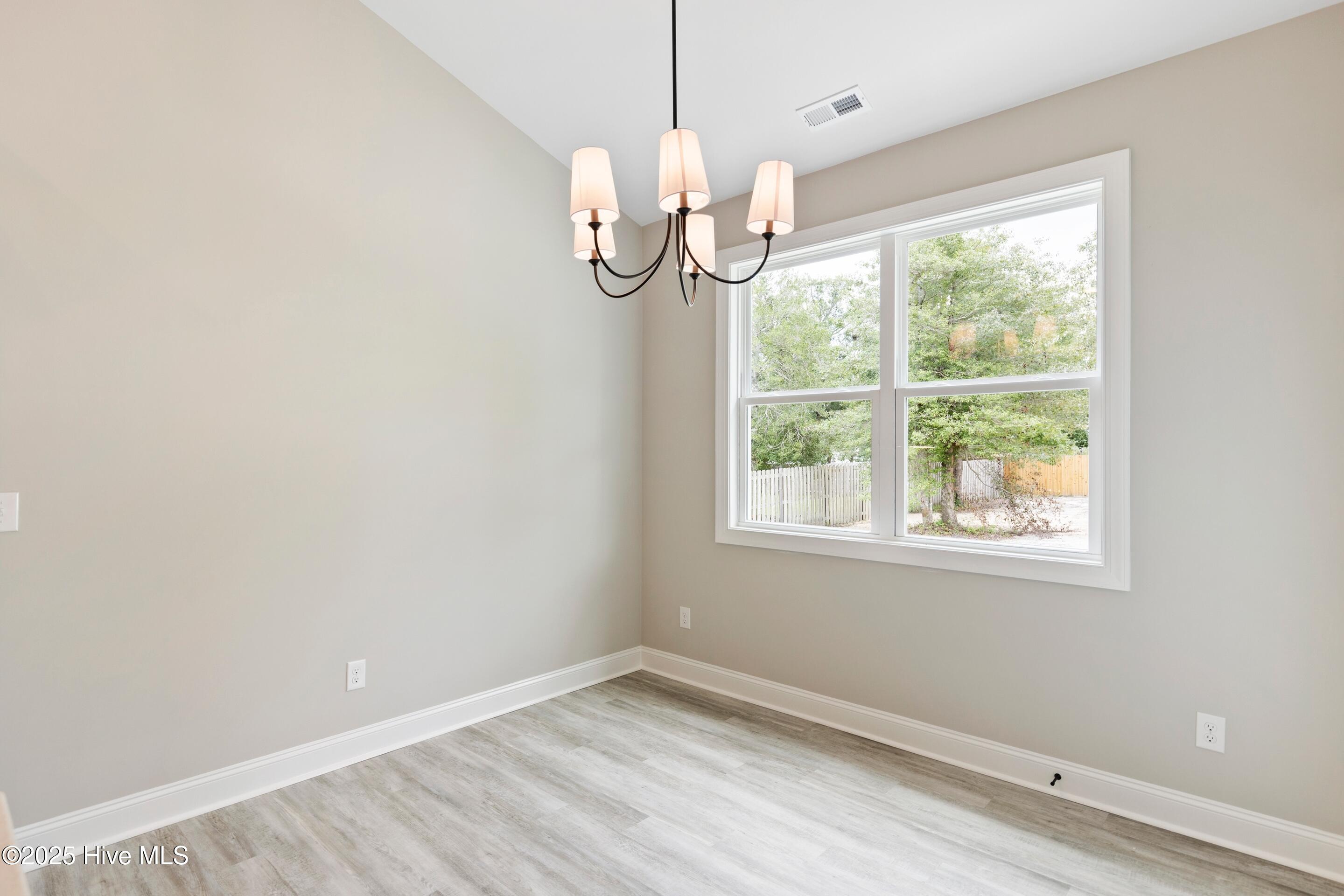 654 Sanctuary Point SW