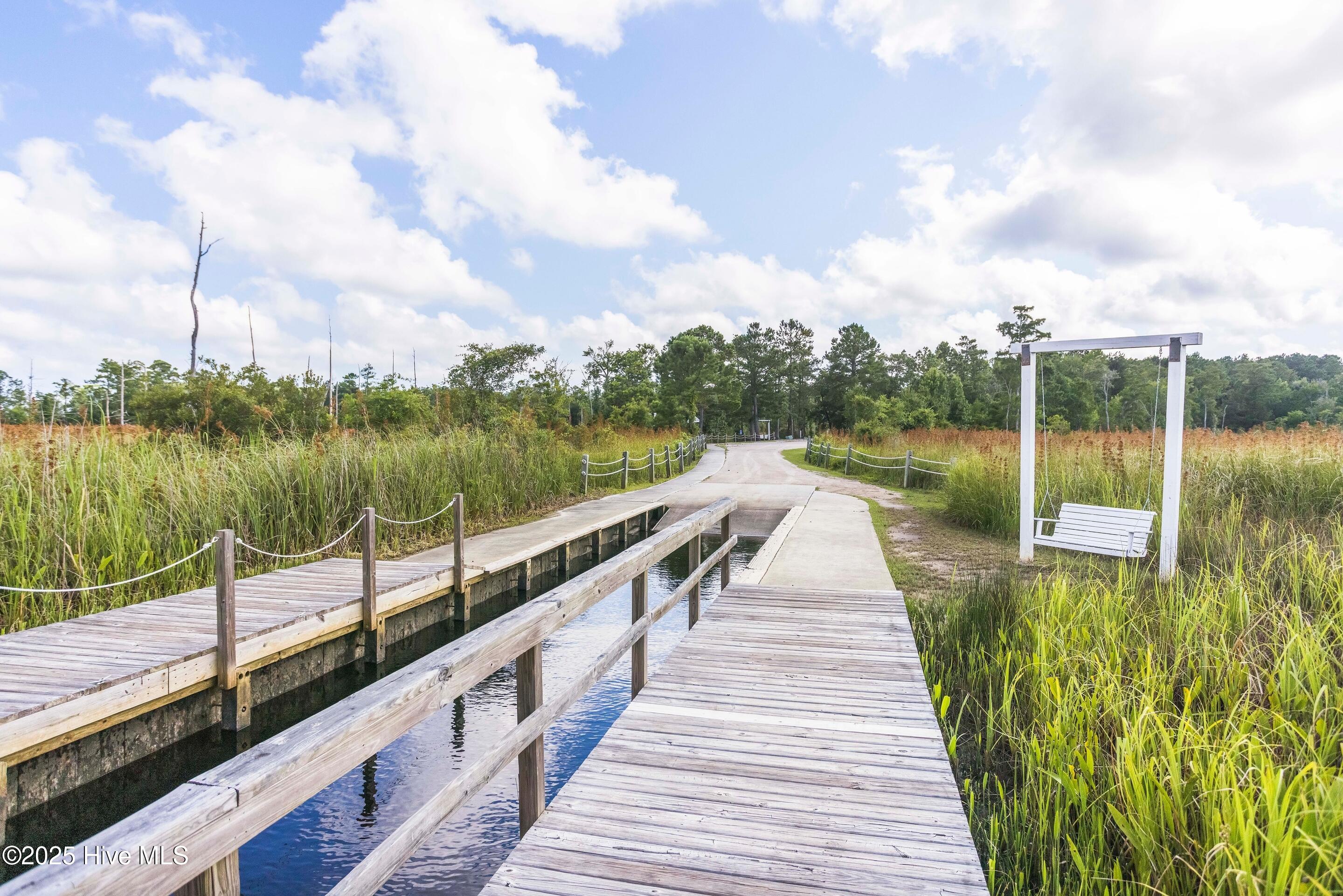 654 Sanctuary Point SW