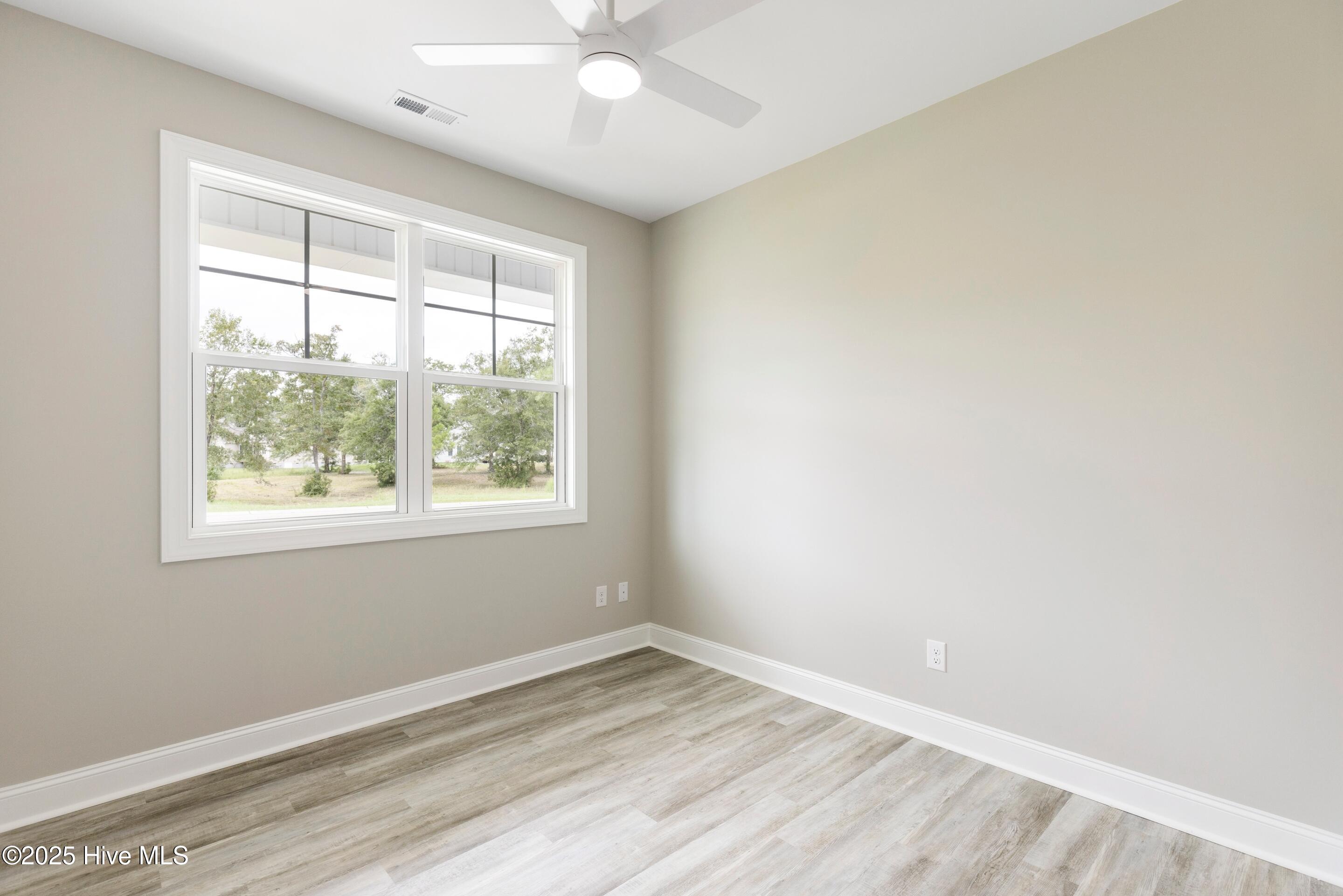 654 Sanctuary Point SW