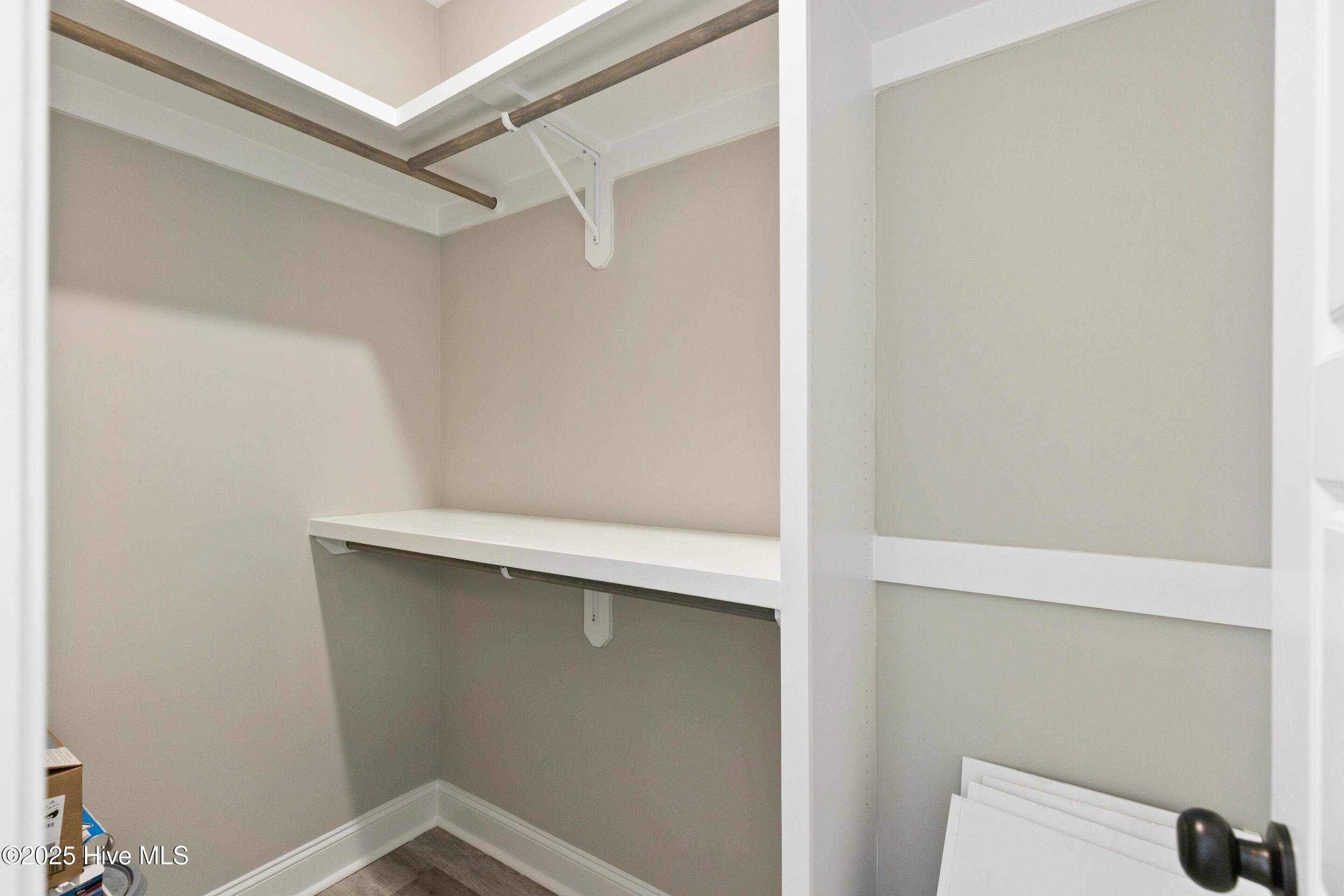 654 Sanctuary Point SW