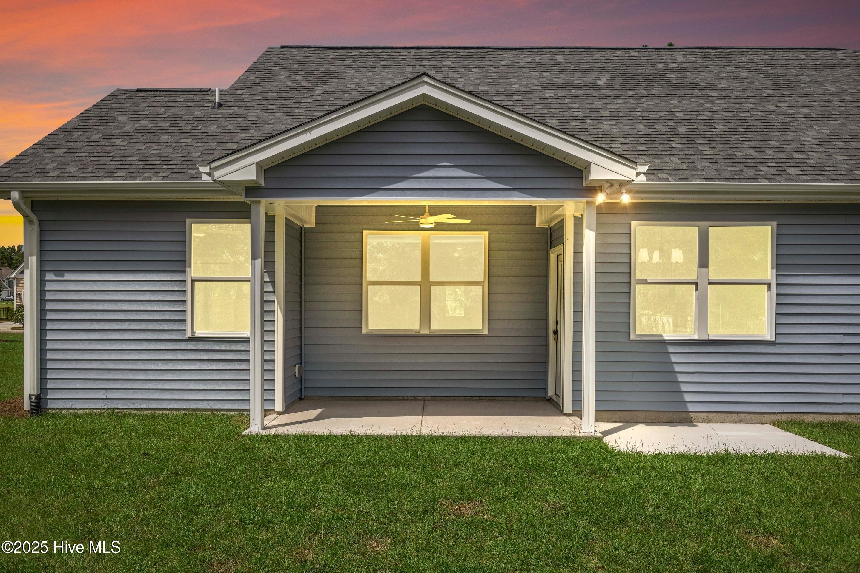 654 Sanctuary Point SW