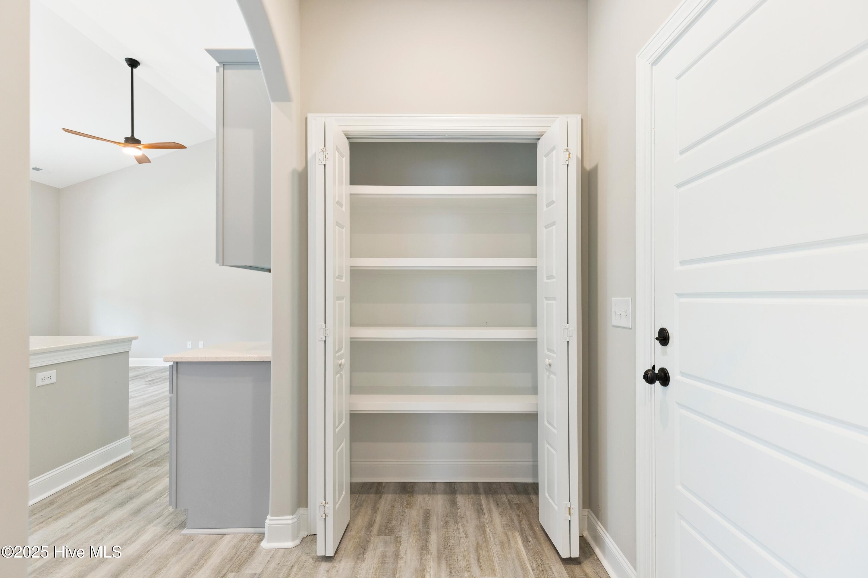 654 Sanctuary Point SW