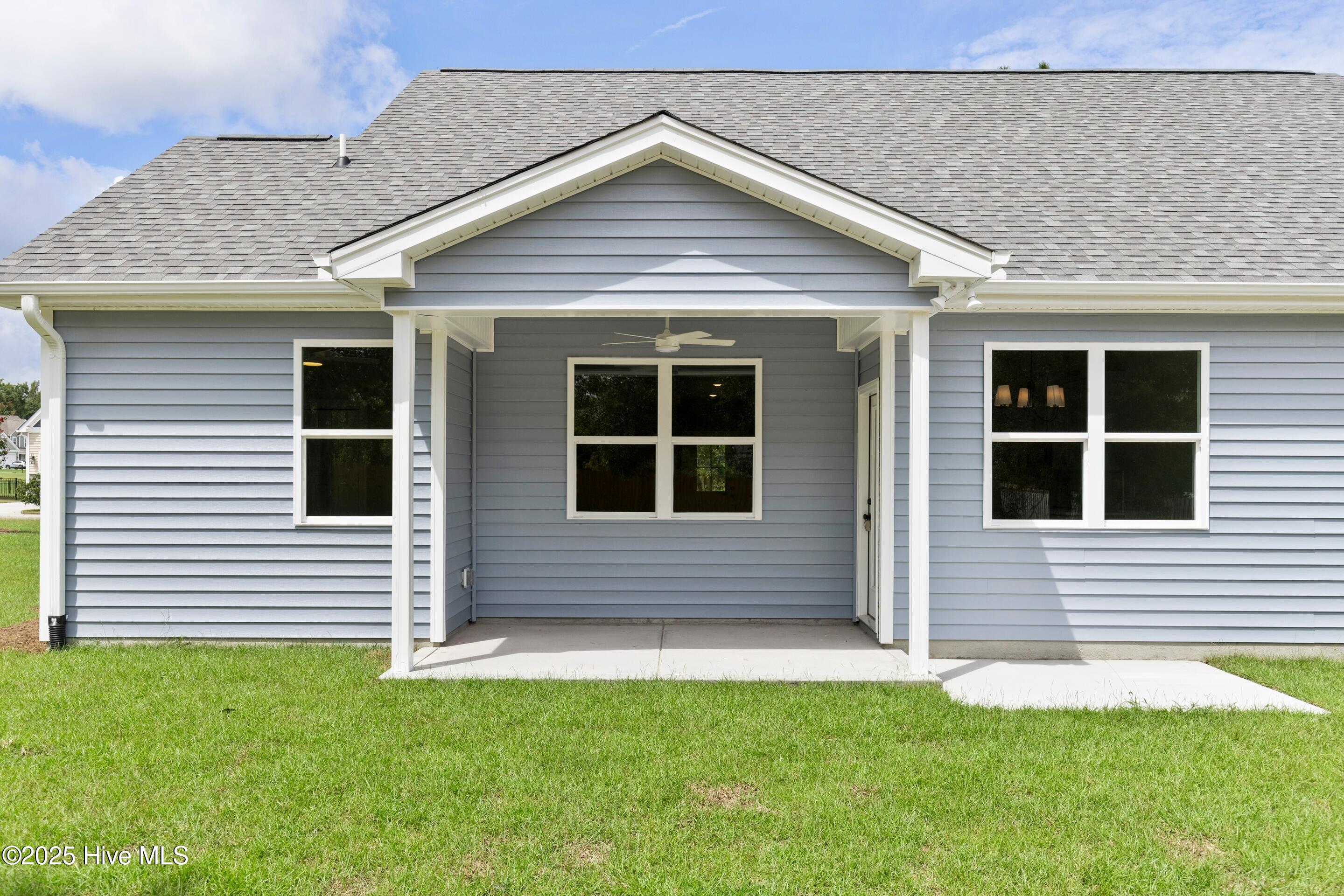 654 Sanctuary Point SW