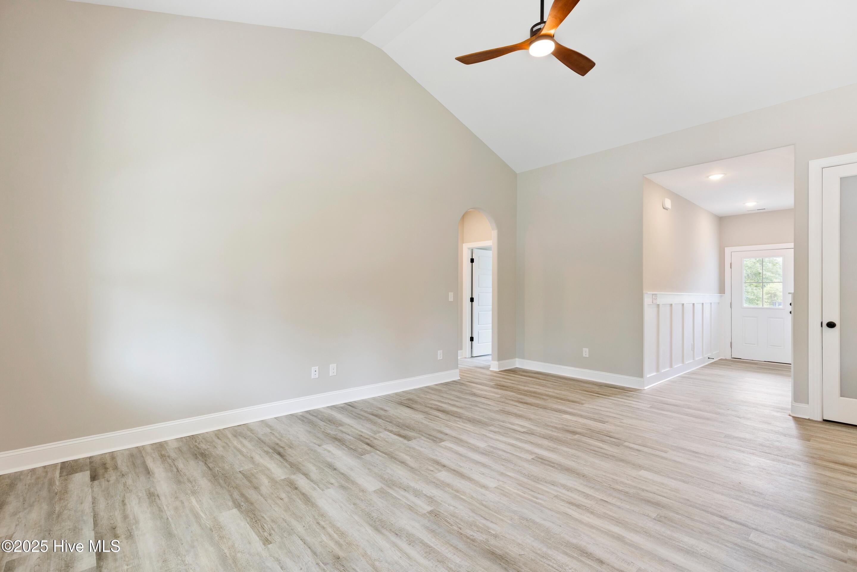 654 Sanctuary Point SW