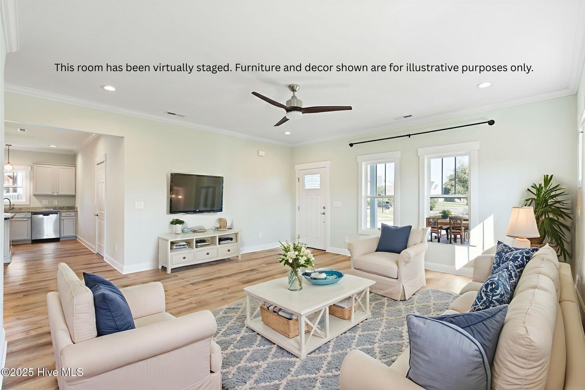 108 S Lamplighters Walk