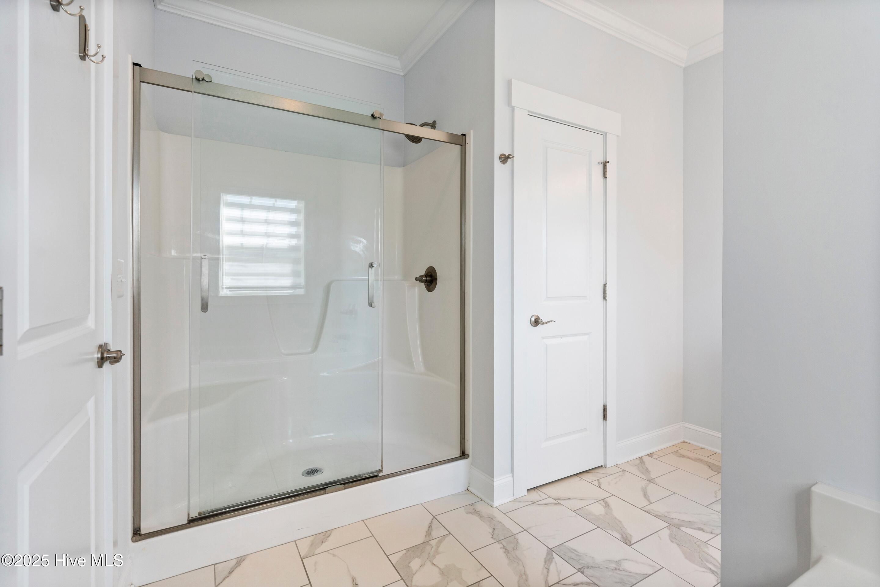 108 S Lamplighters Walk