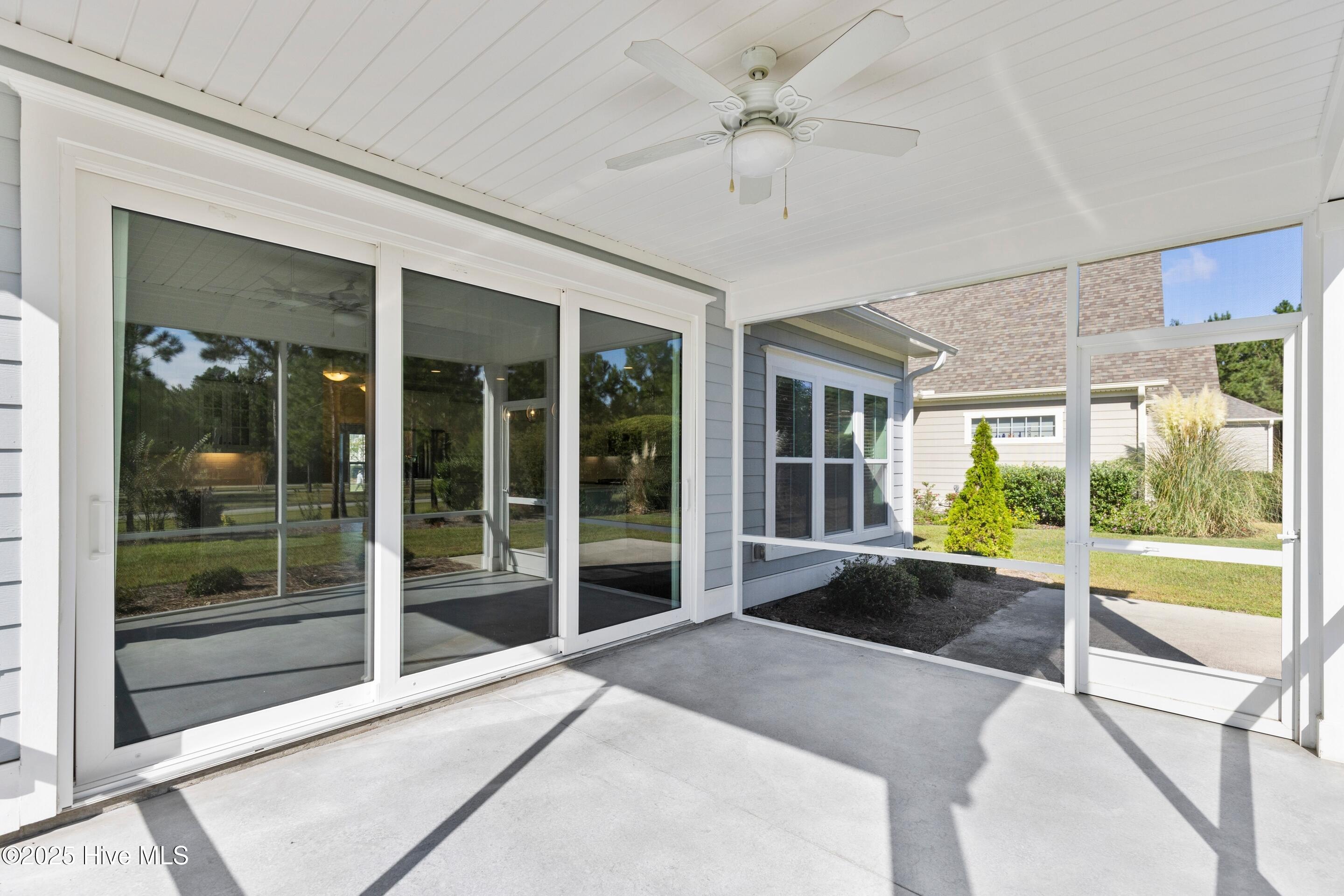 2822 Pine Bloom Way