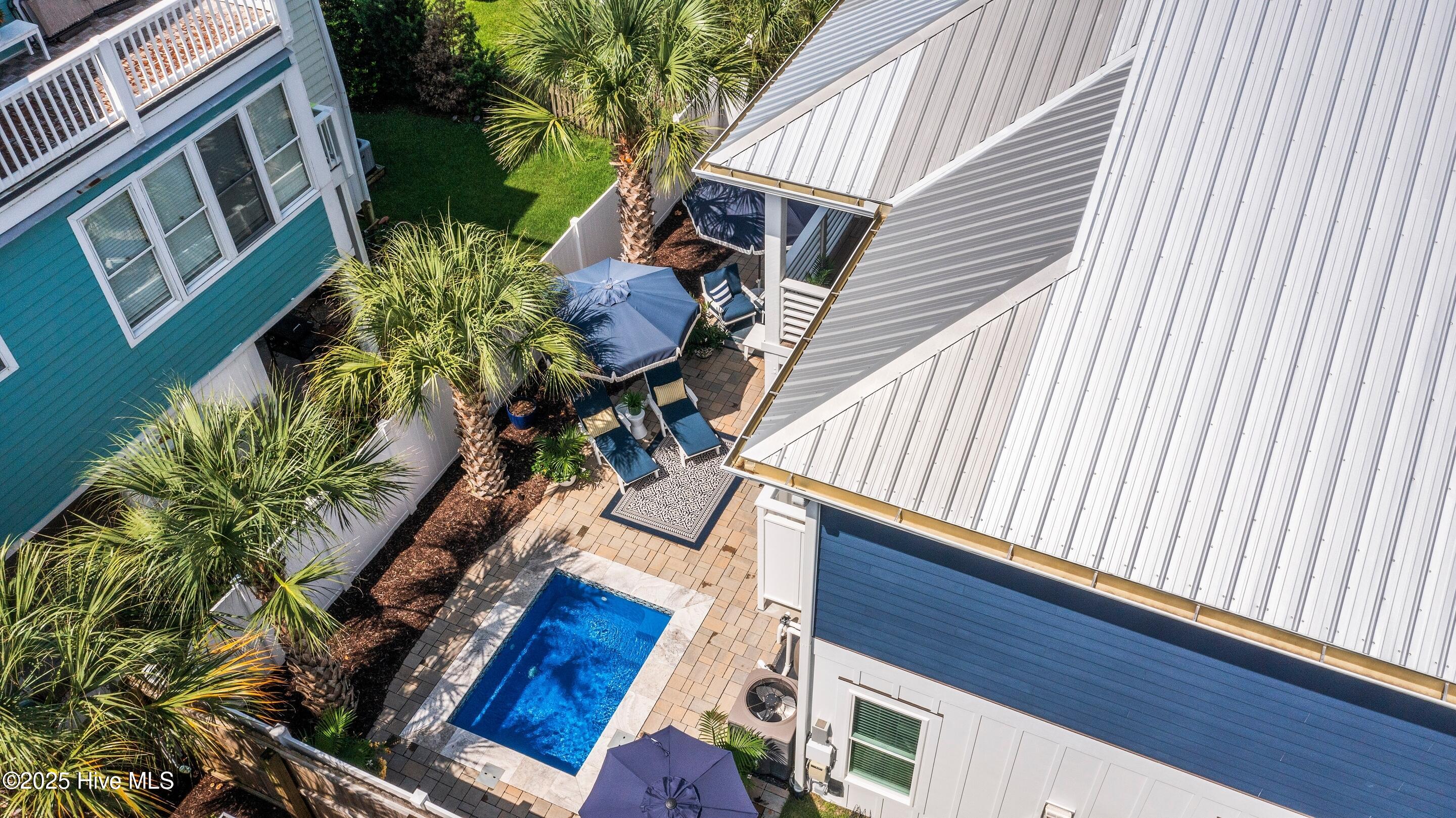 303 North Carolina Avenue