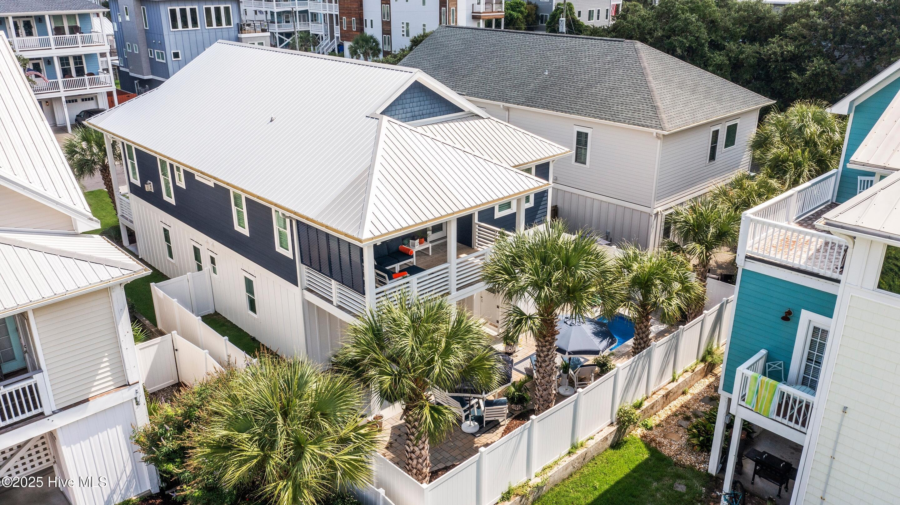 303 North Carolina Avenue