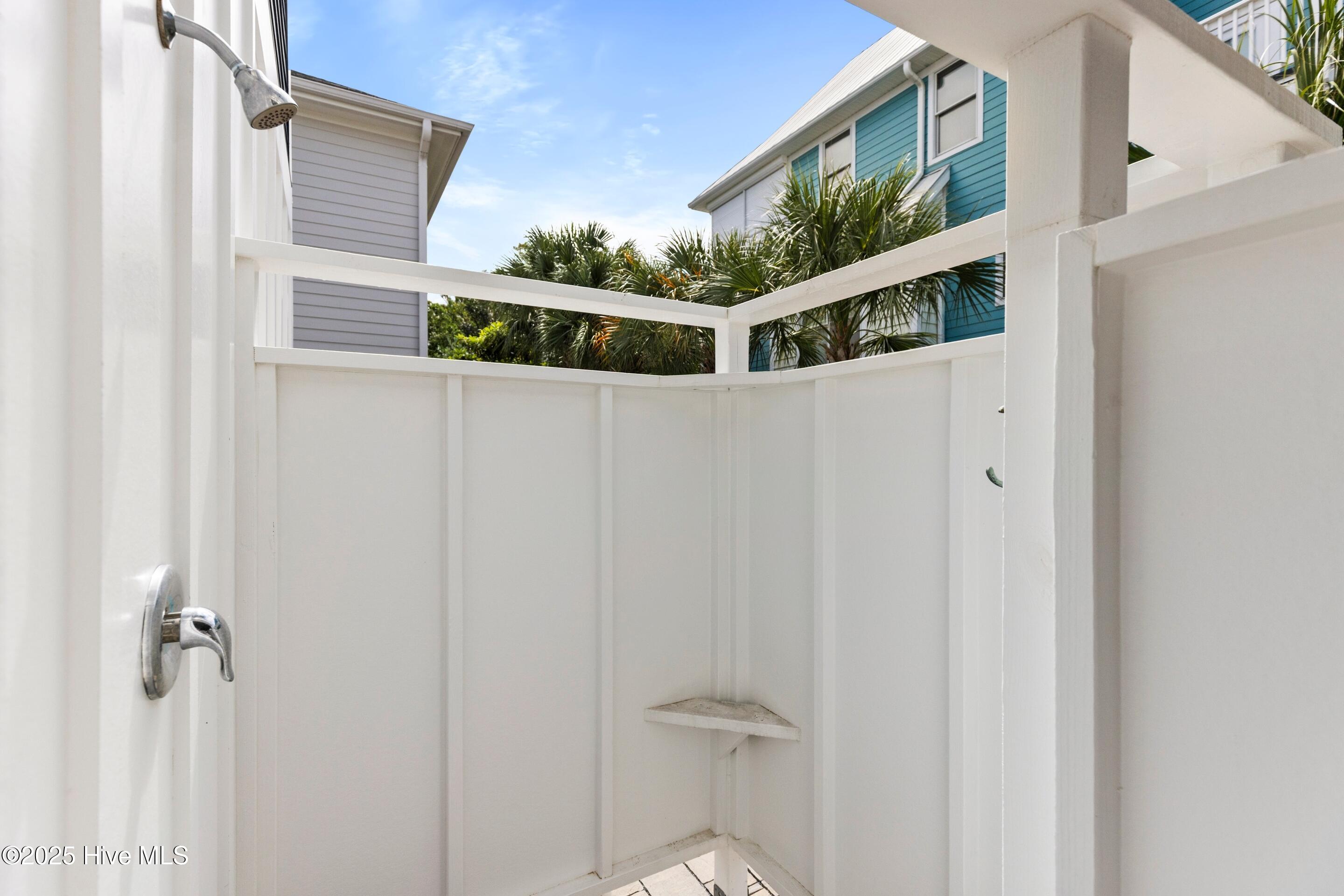 303 North Carolina Avenue