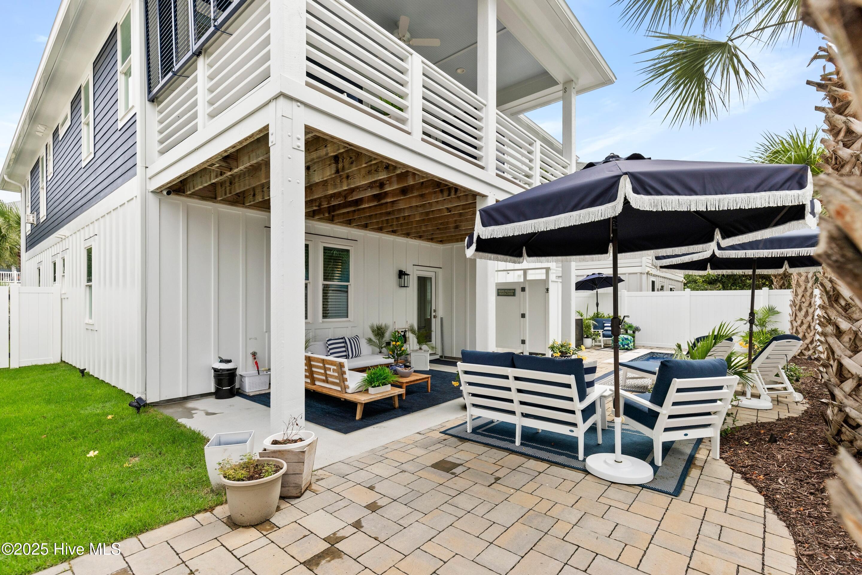 303 North Carolina Avenue