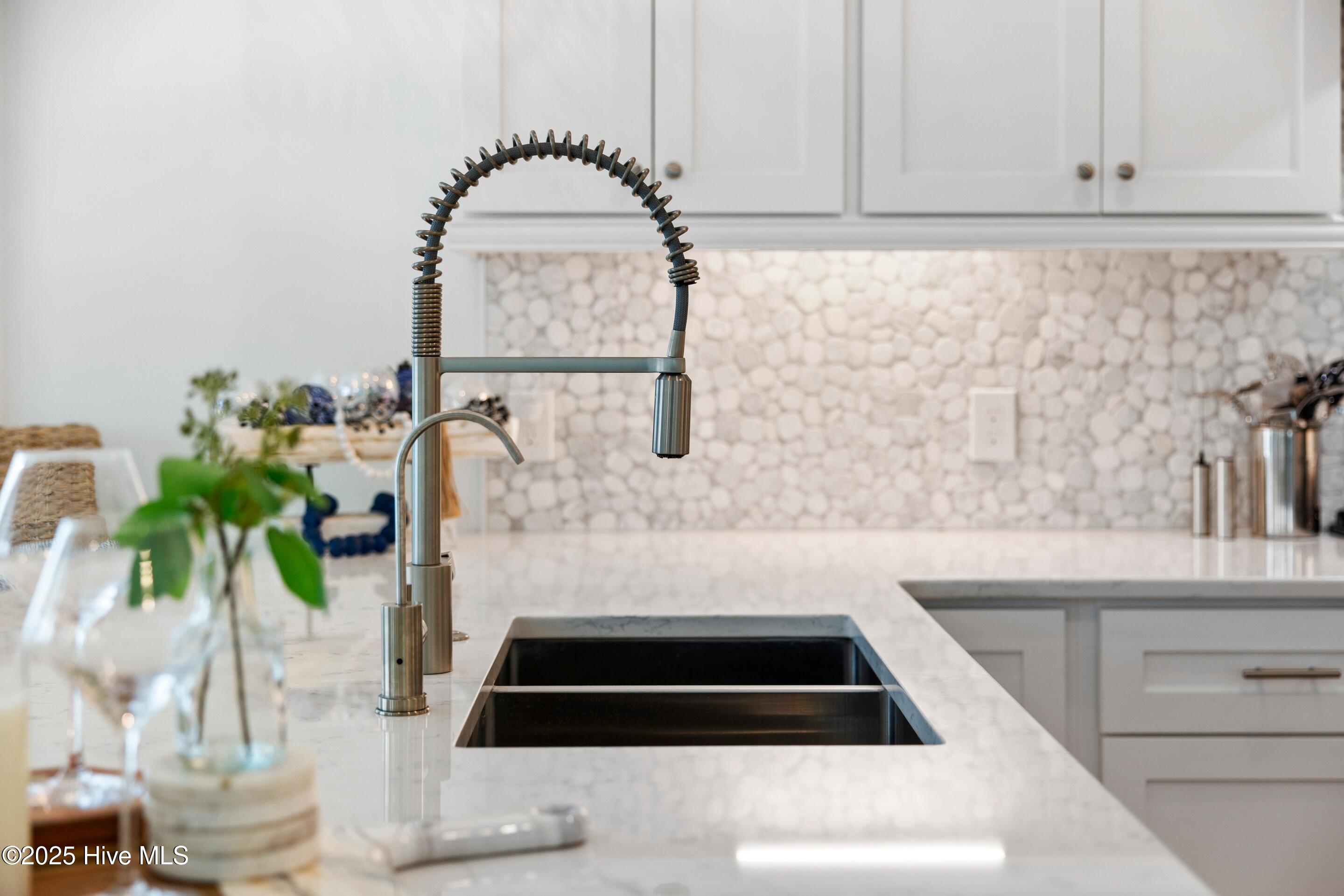 303 North Carolina Avenue