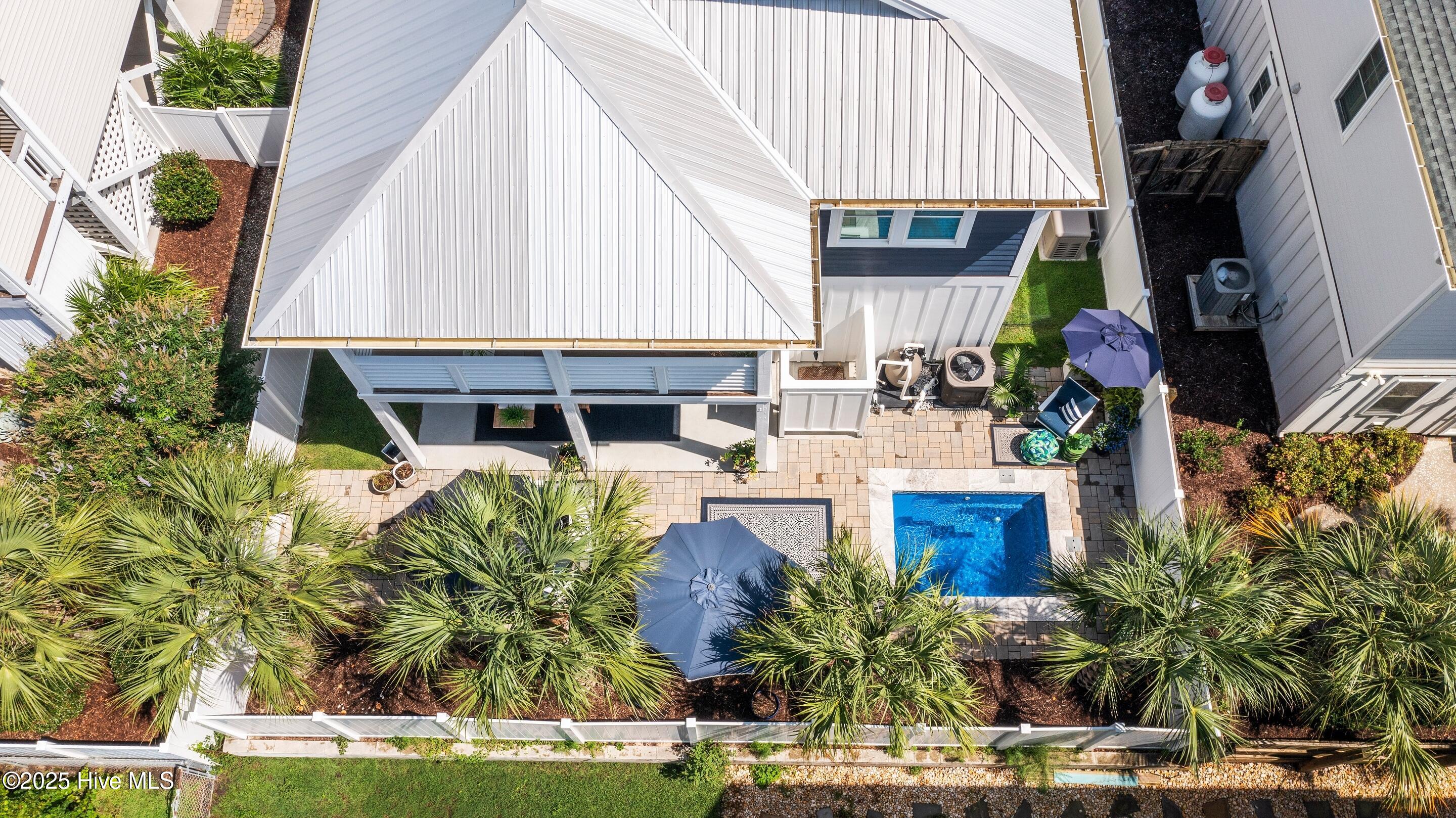 303 North Carolina Avenue