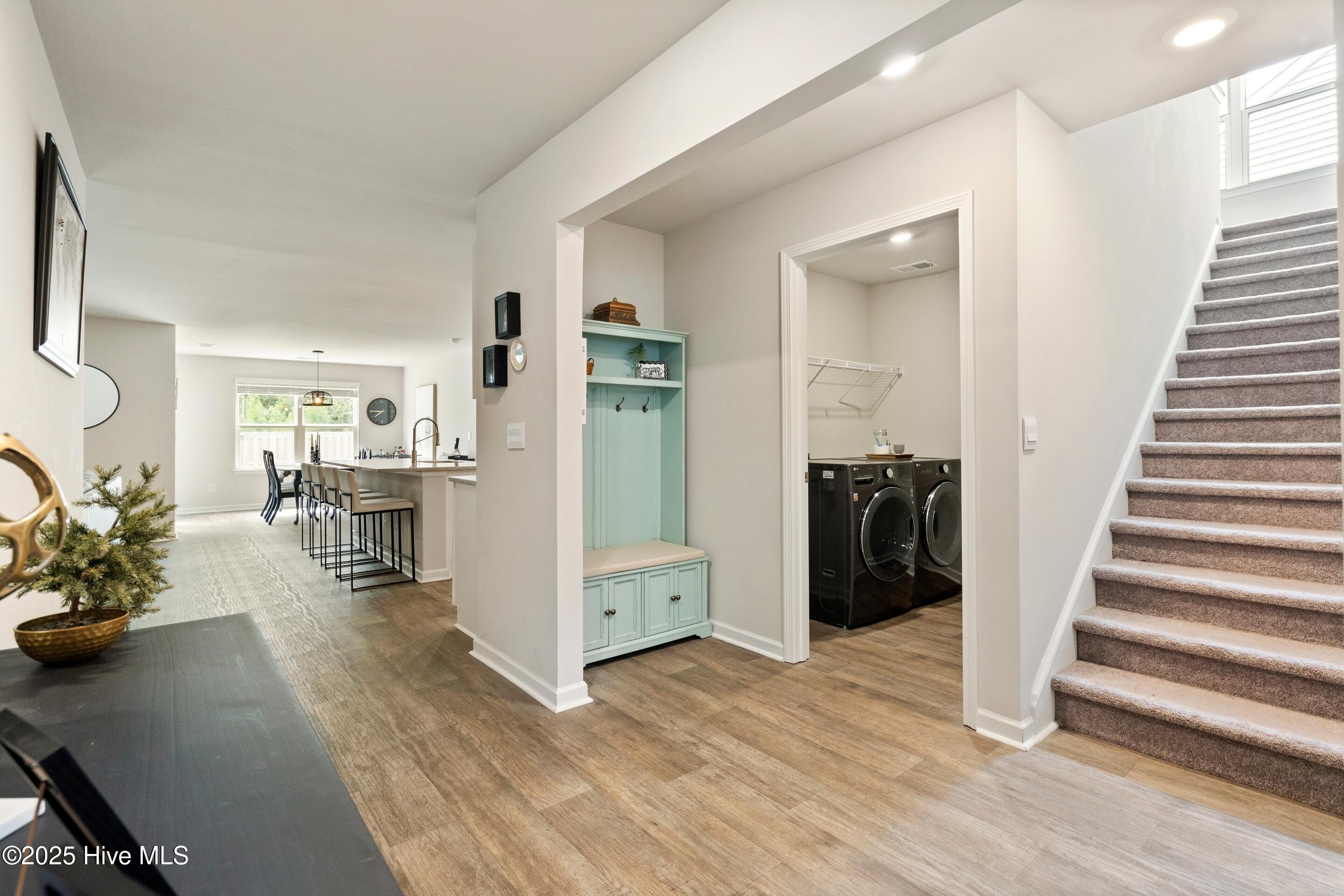 1264 Hidden Creek Drive NE