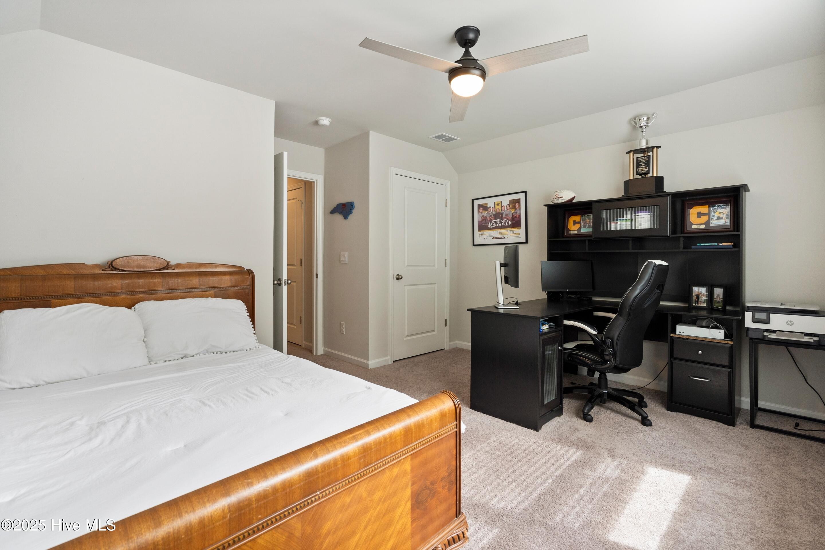 1264 Hidden Creek Drive NE