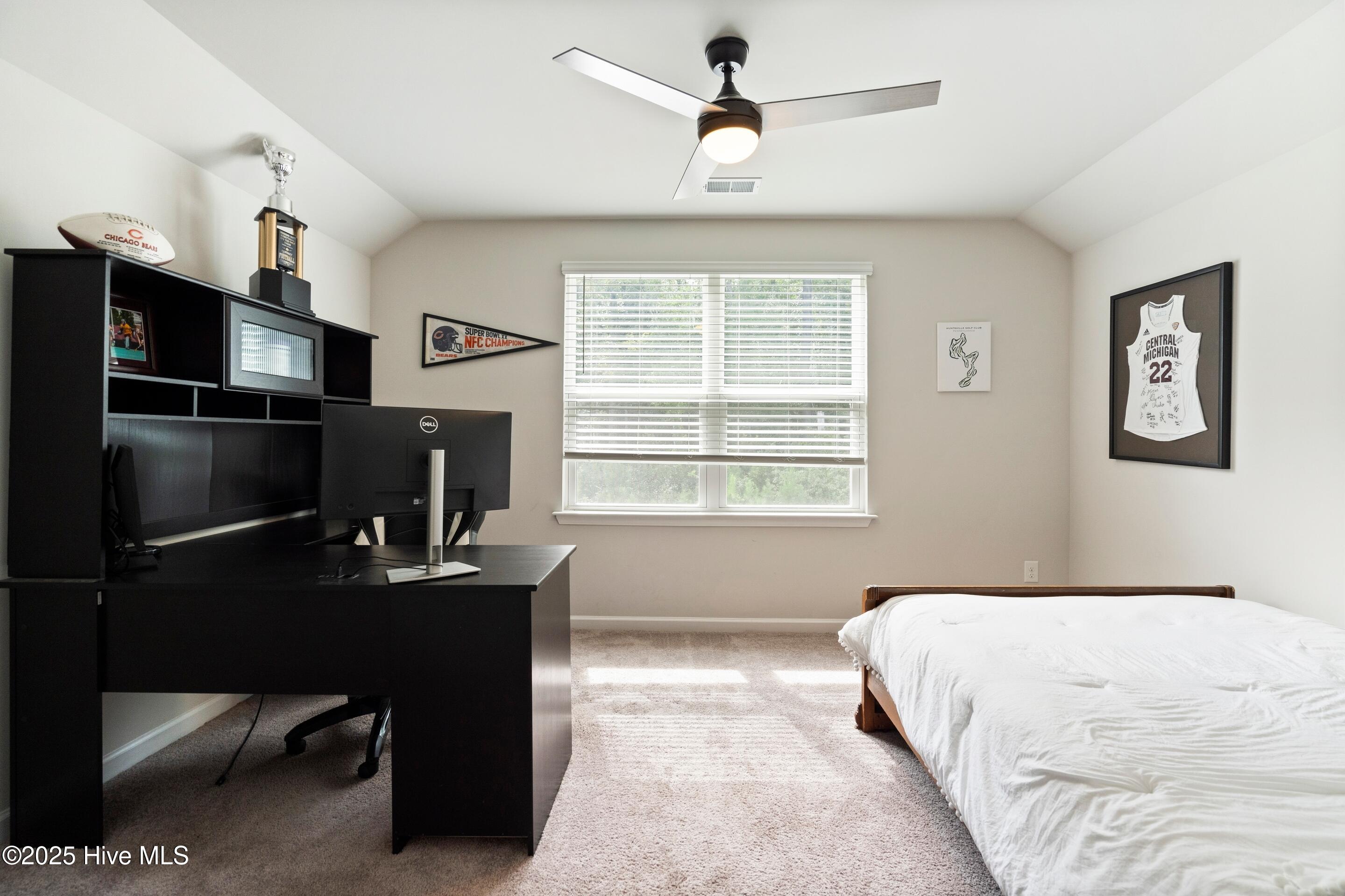 1264 Hidden Creek Drive NE