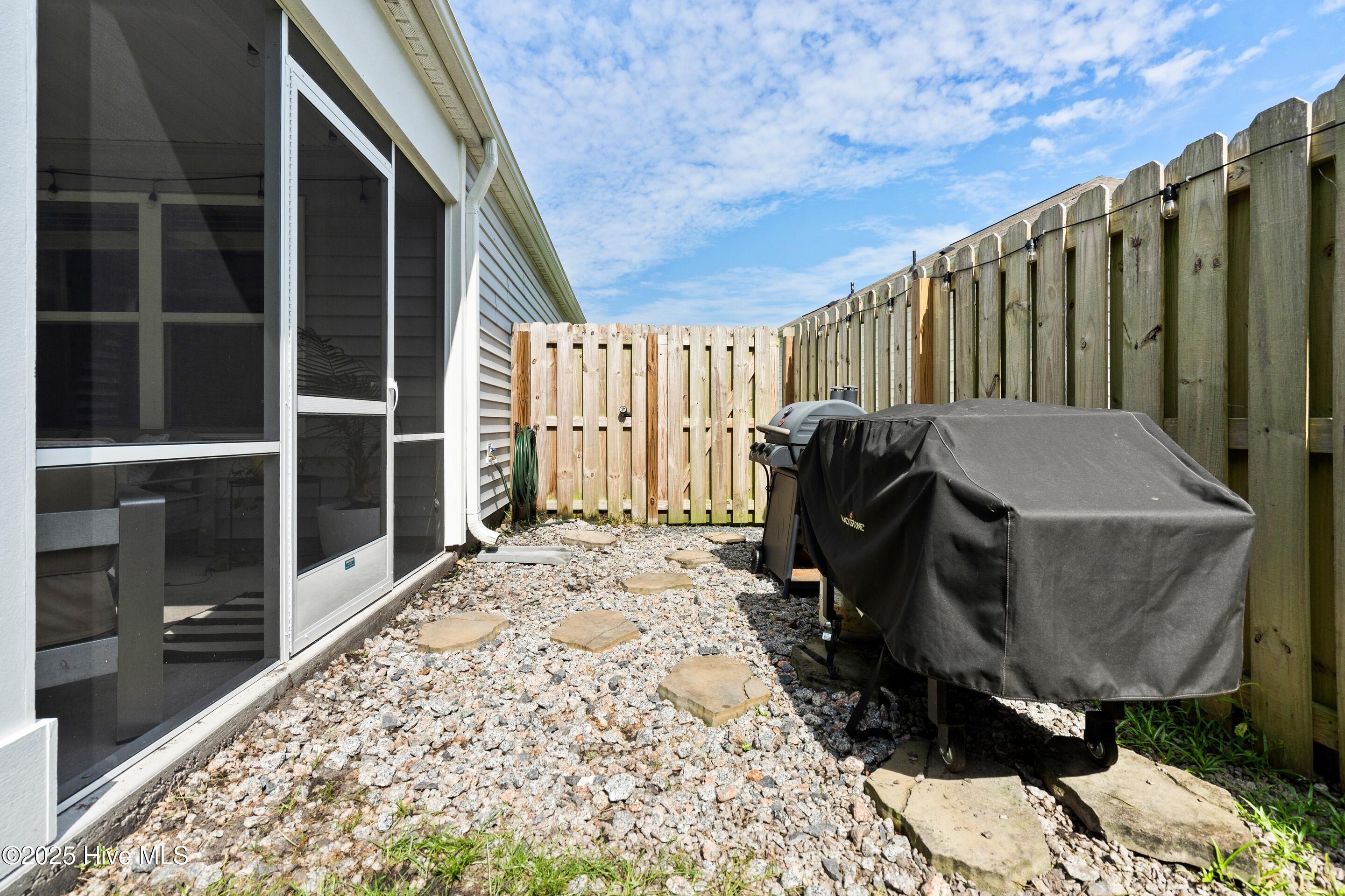 1264 Hidden Creek Drive NE