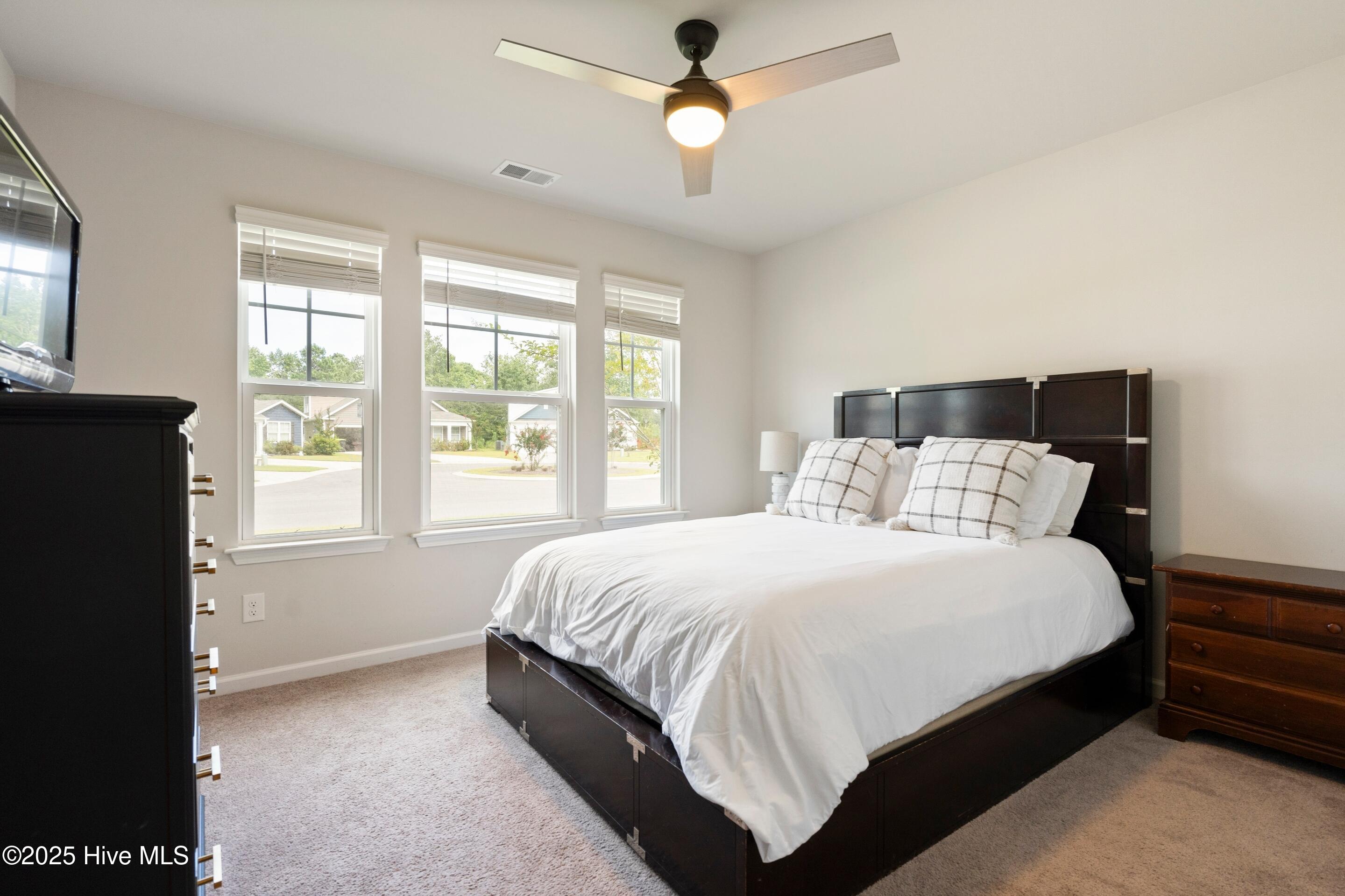 1264 Hidden Creek Drive NE