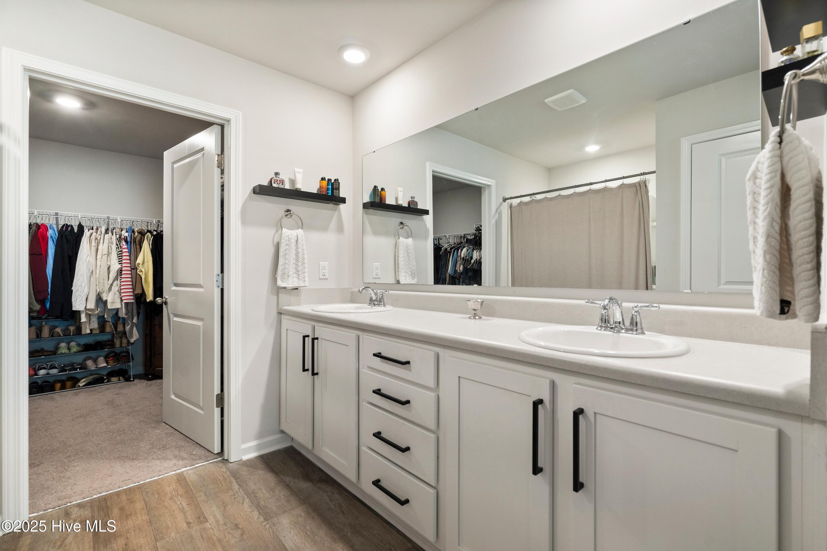 1264 Hidden Creek Drive NE