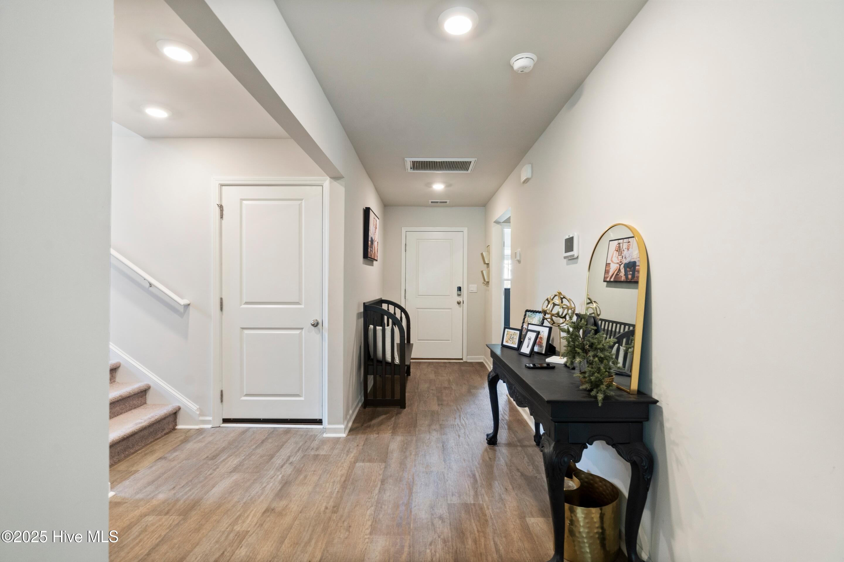 1264 Hidden Creek Drive NE