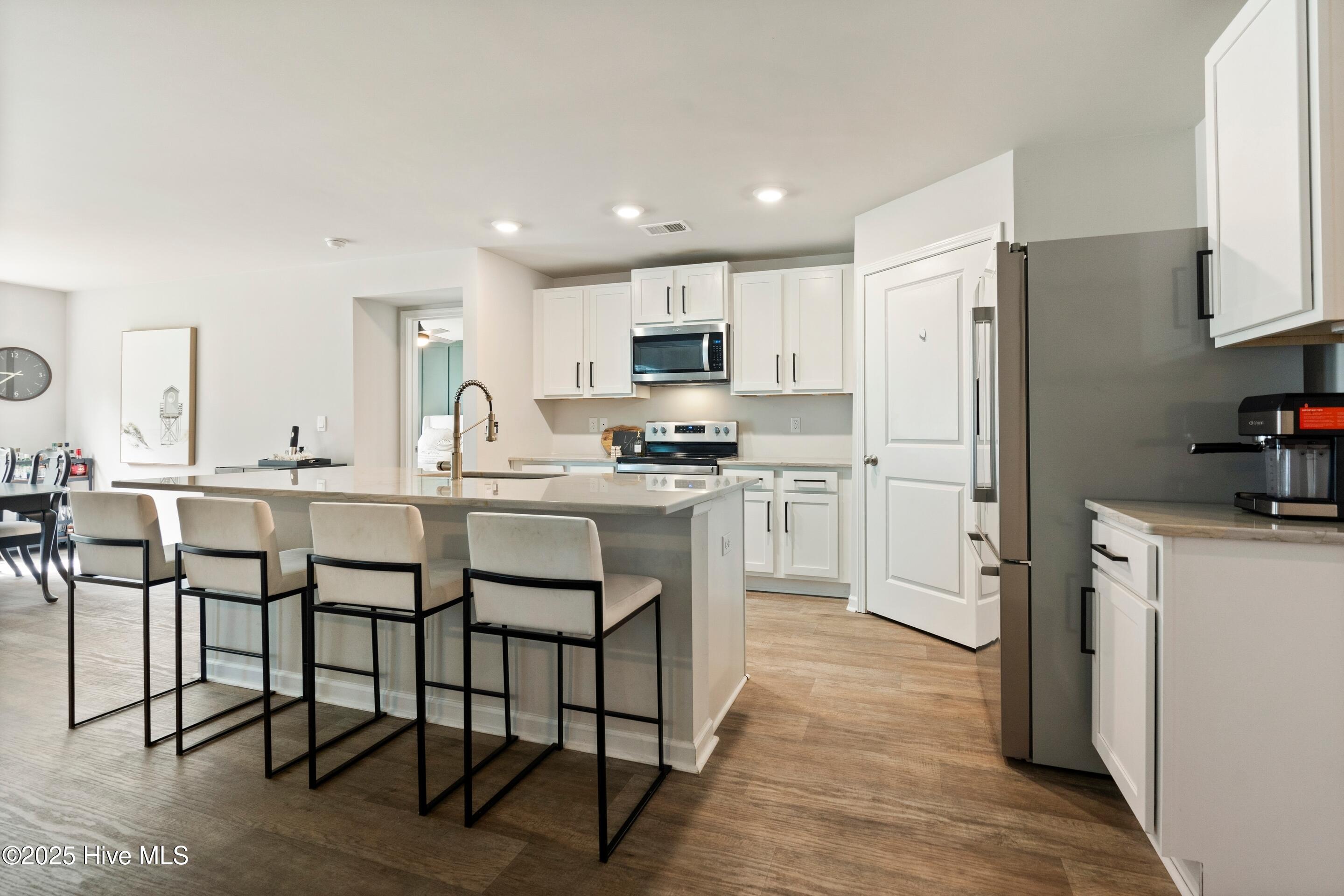 1264 Hidden Creek Drive NE