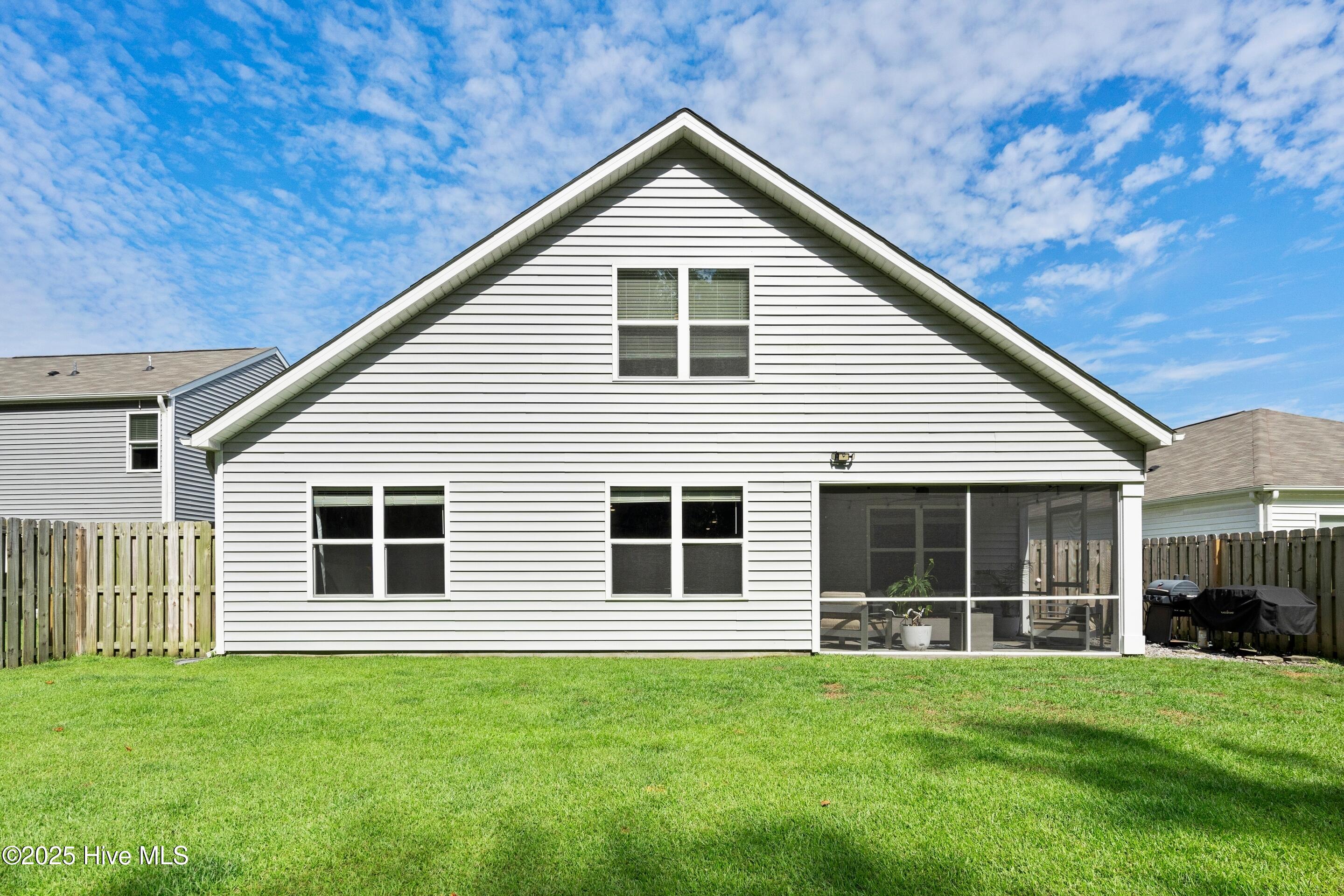 1264 Hidden Creek Drive NE