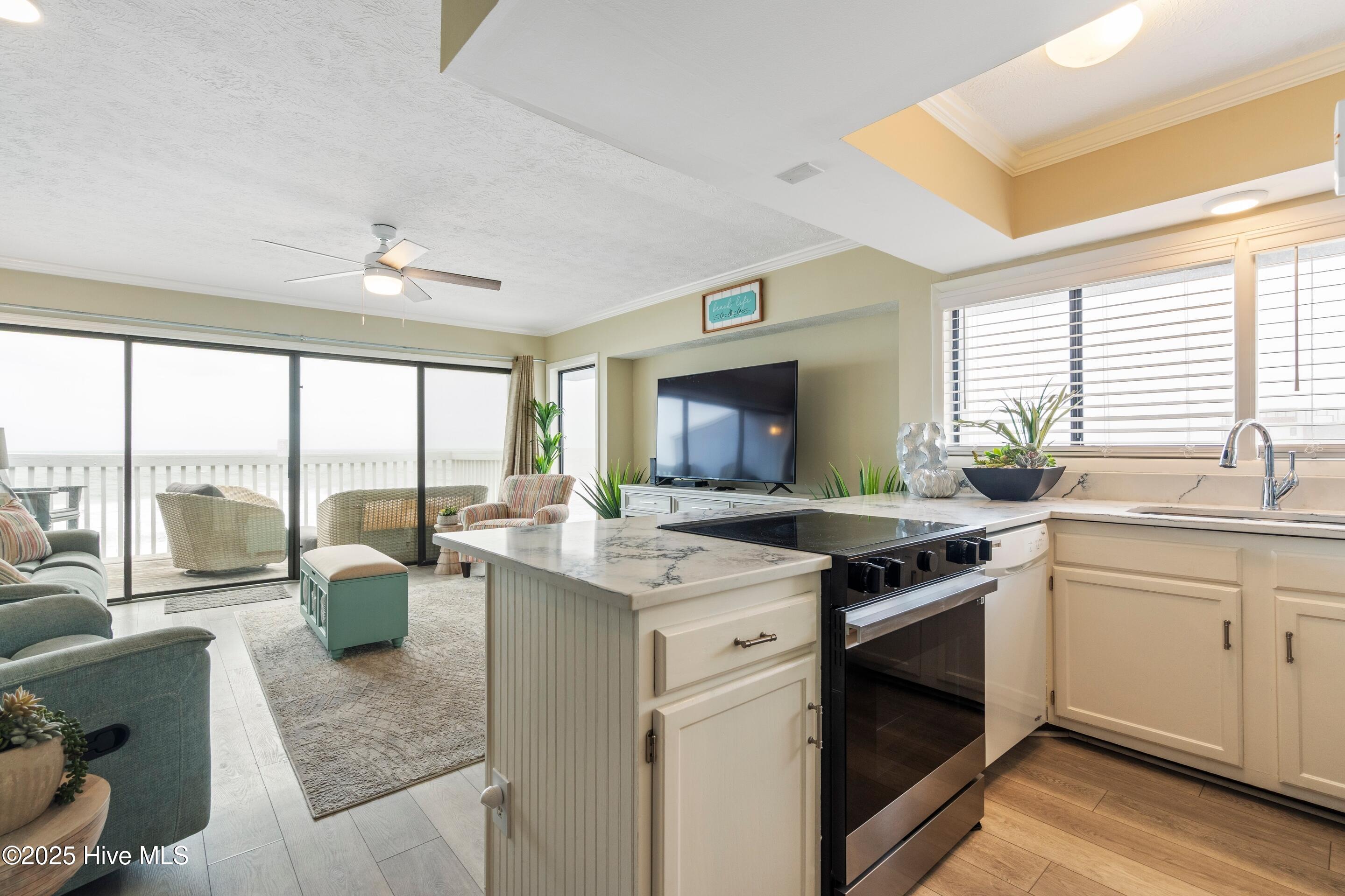 1311 Lake Park Boulevard S Apt 42b