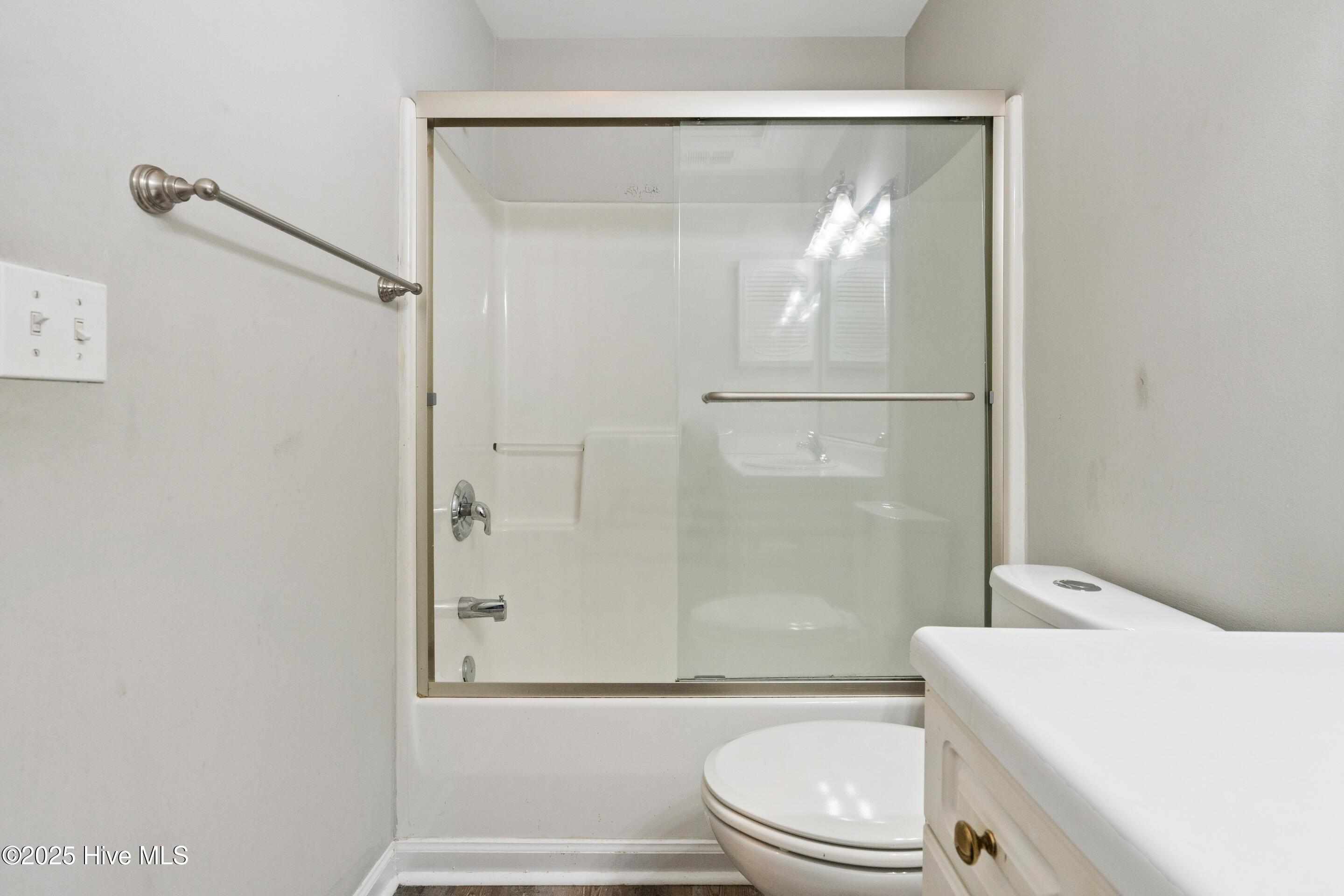 906 Litchfield Way L