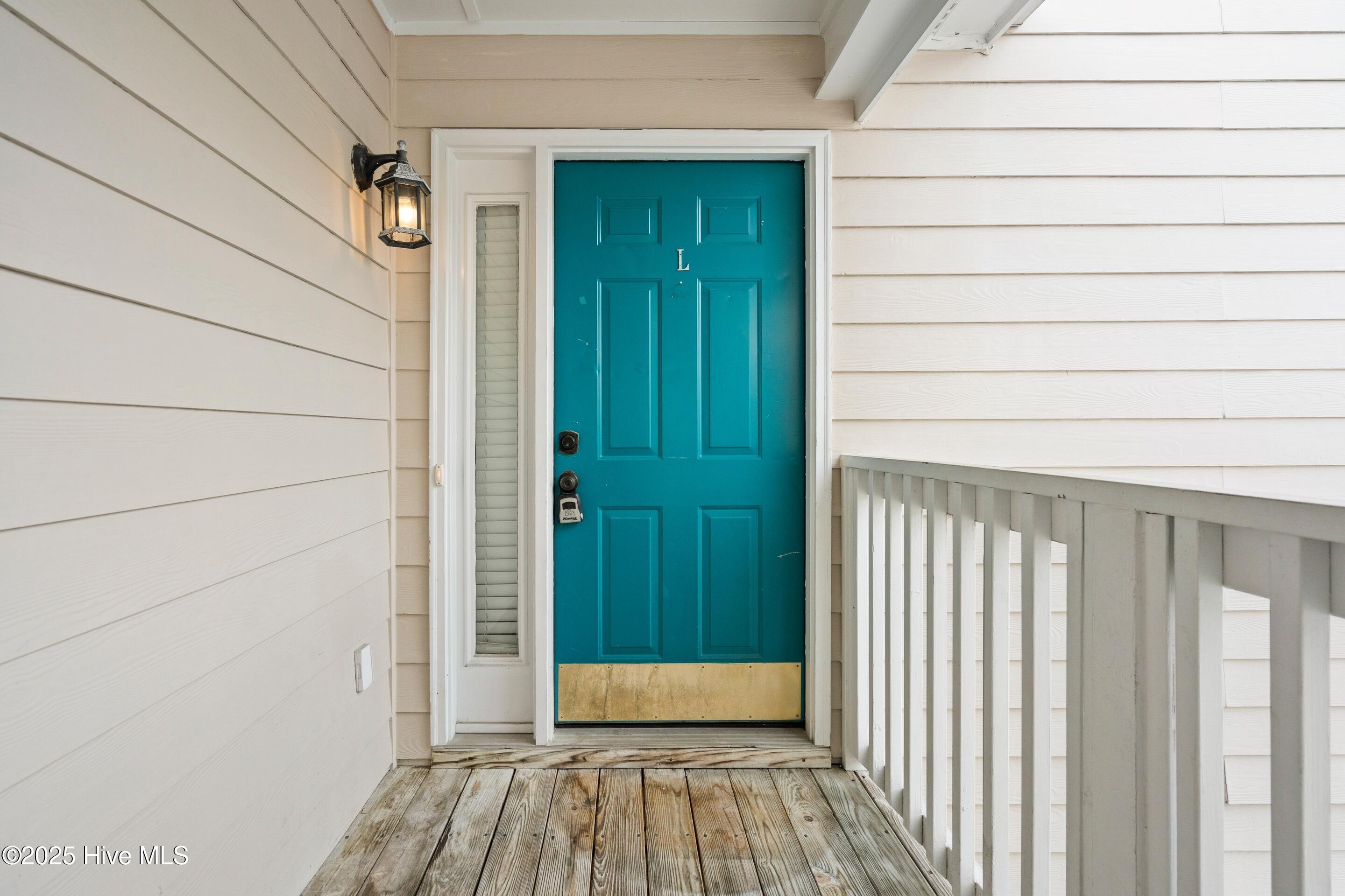 906 Litchfield Way L