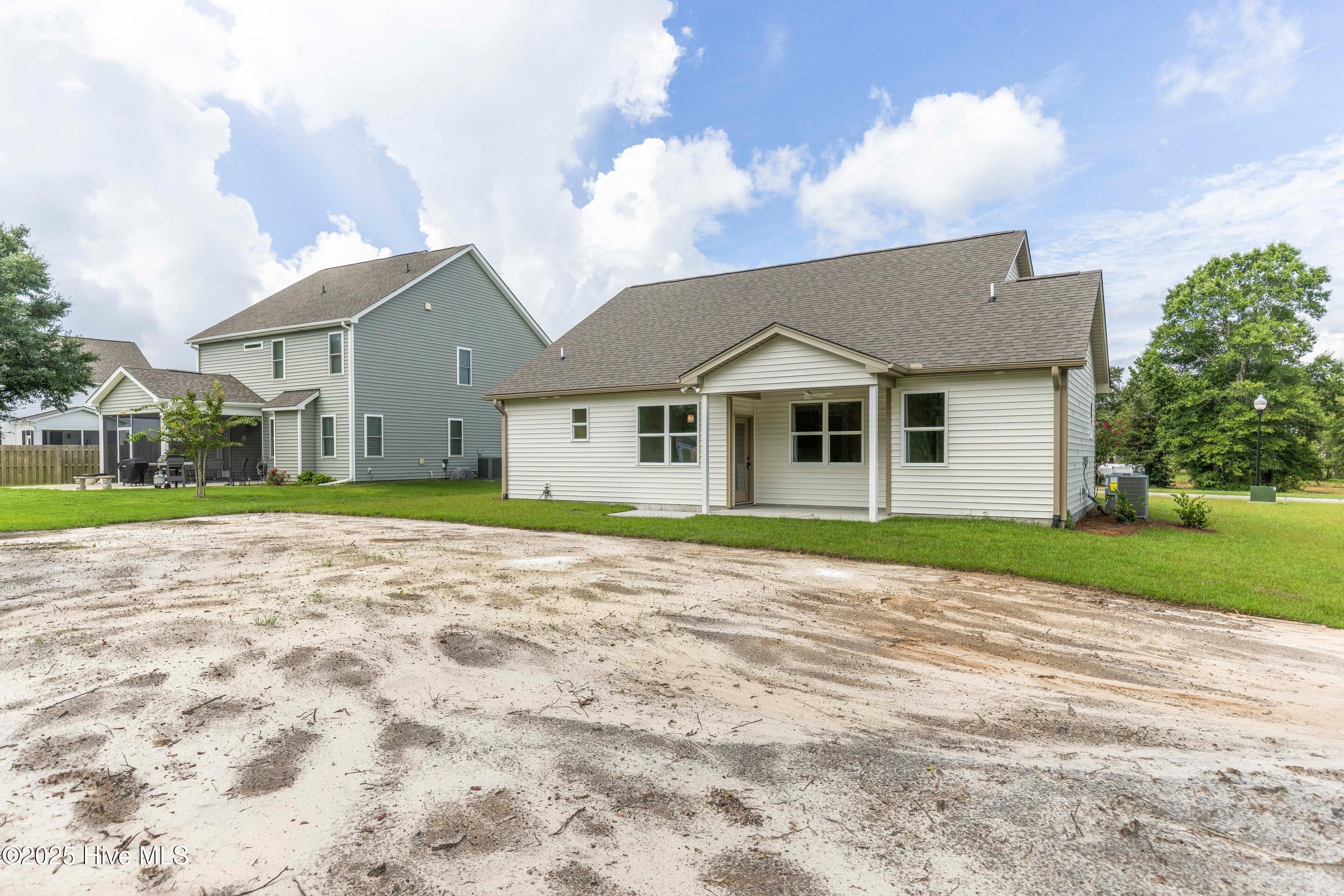 658 Sanctuary Point SW