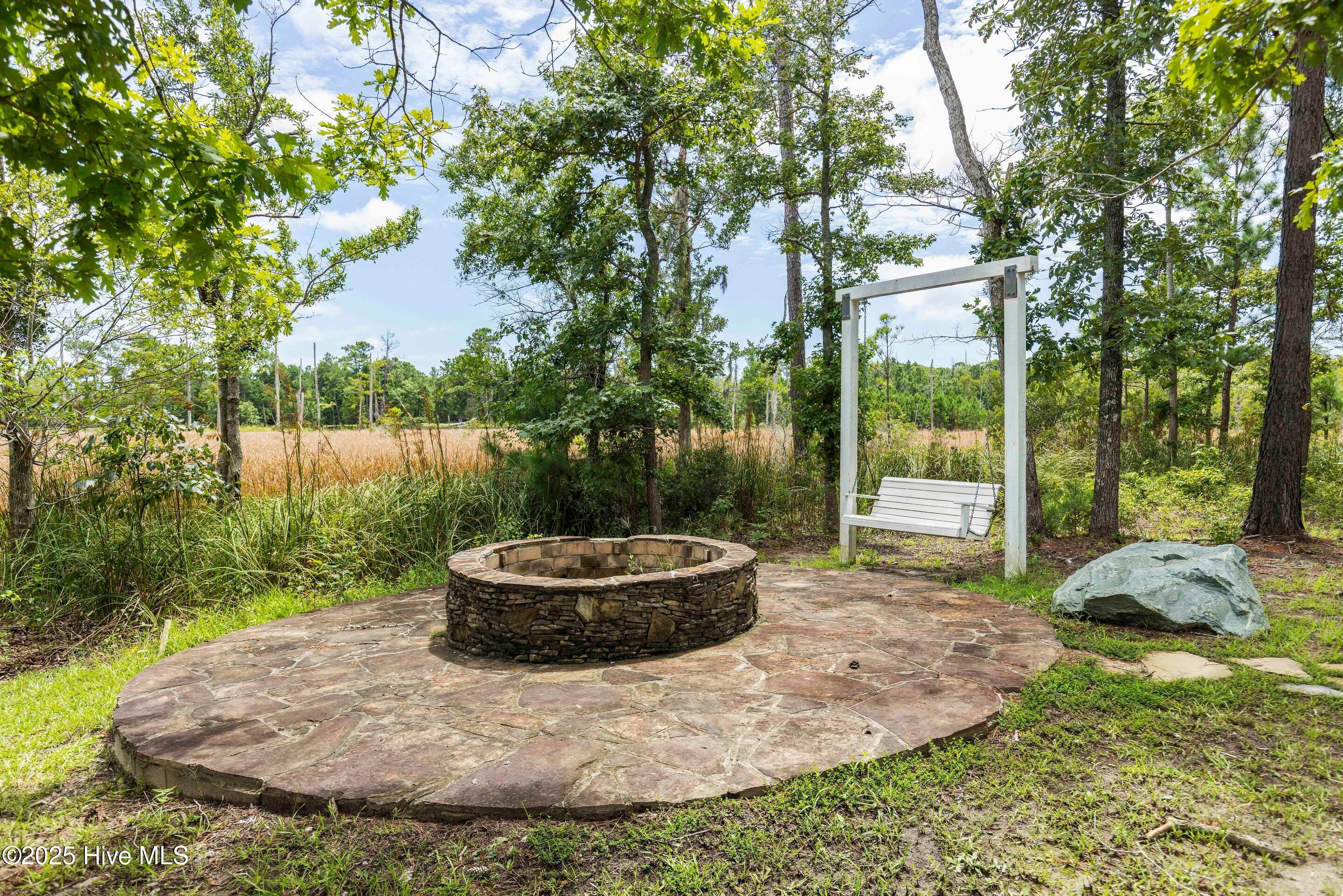 658 Sanctuary Point SW