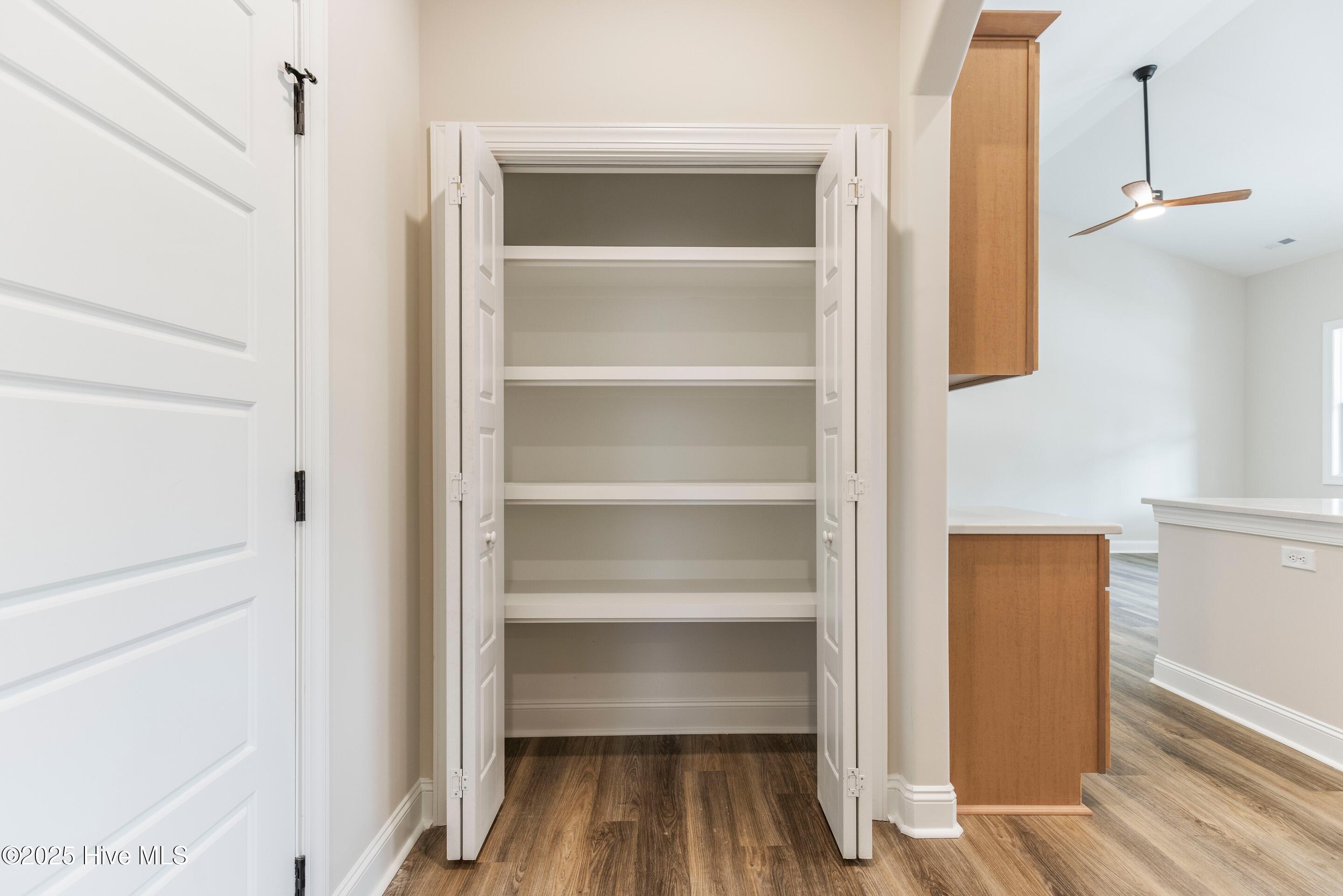 658 Sanctuary Point SW