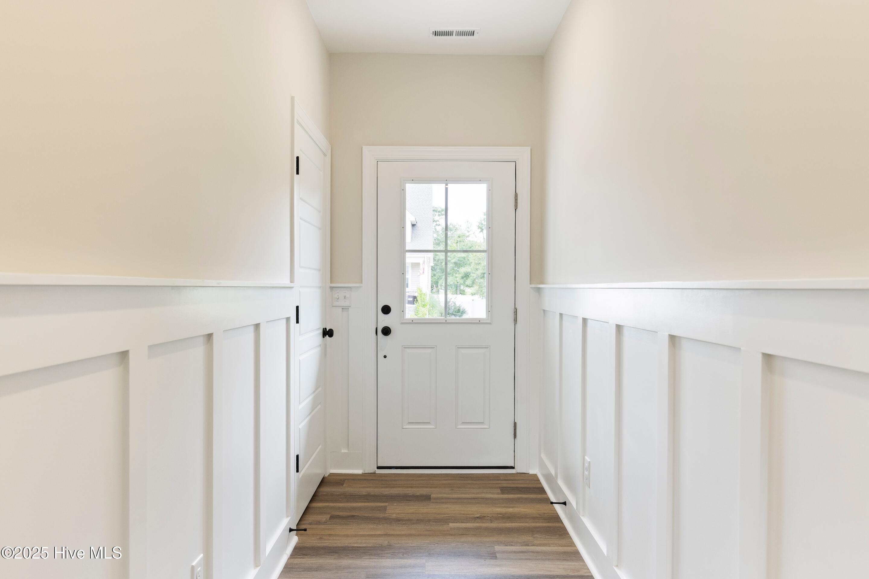 658 Sanctuary Point SW