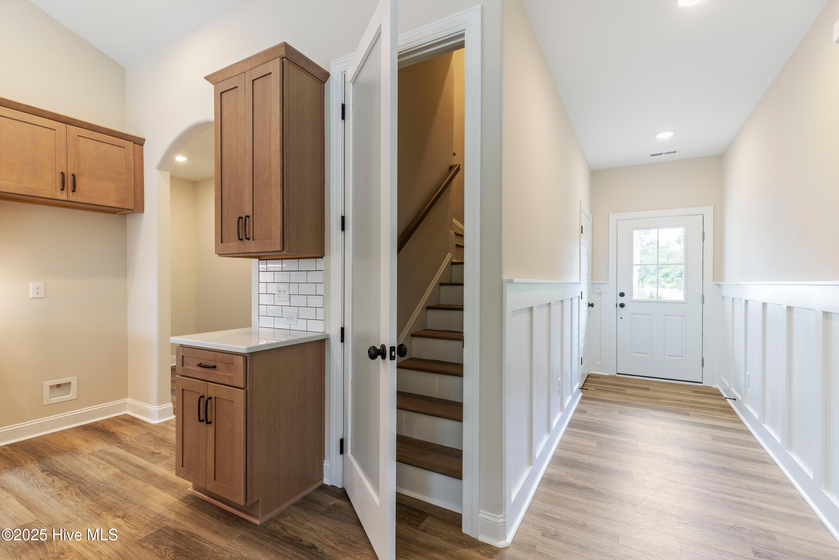 658 Sanctuary Point SW