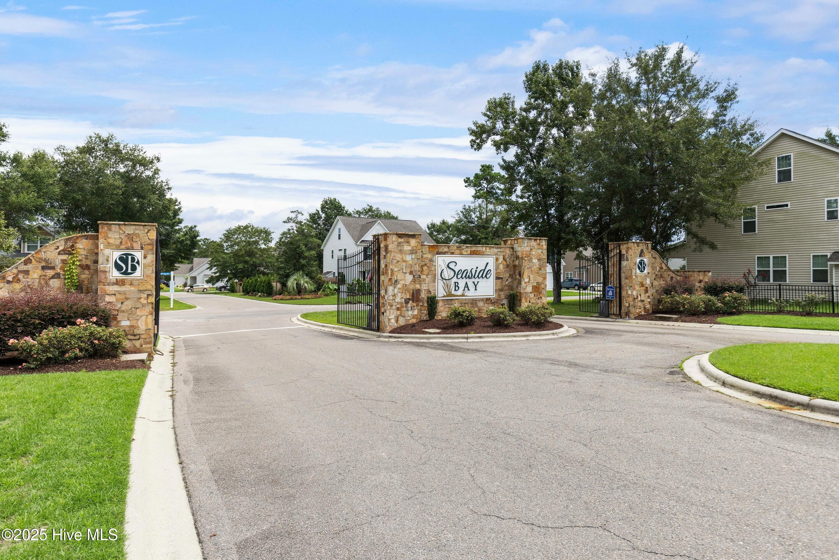 658 Sanctuary Point SW