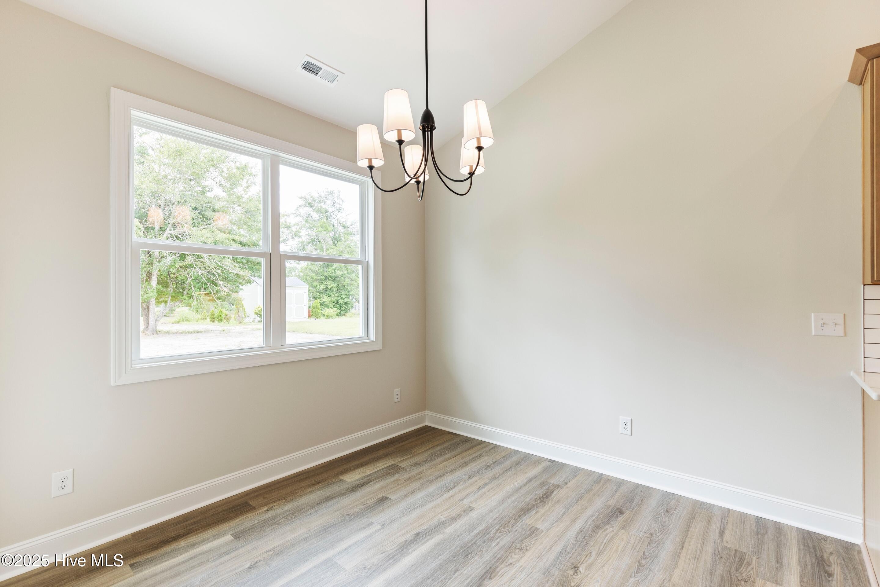 658 Sanctuary Point SW