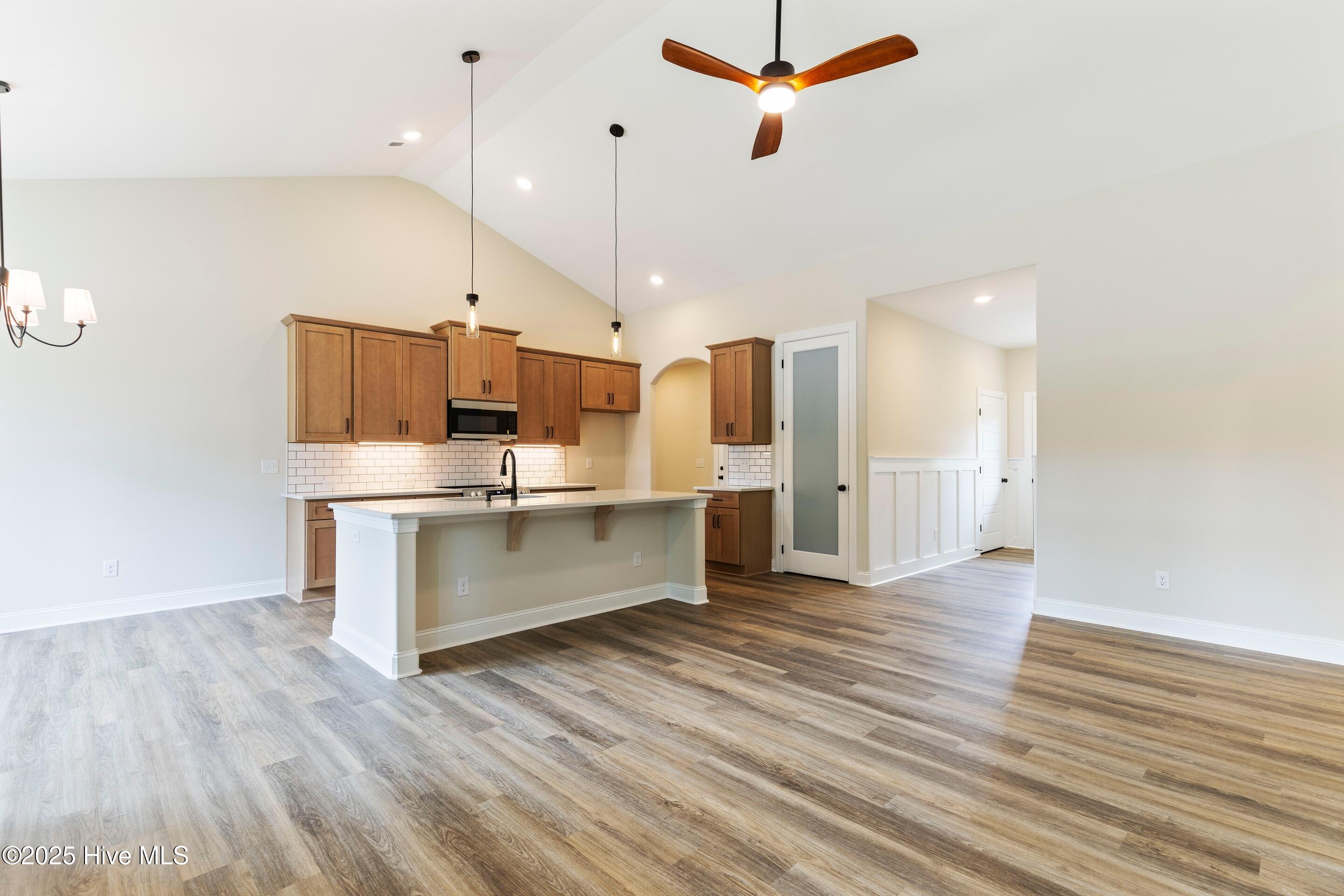 658 Sanctuary Point SW