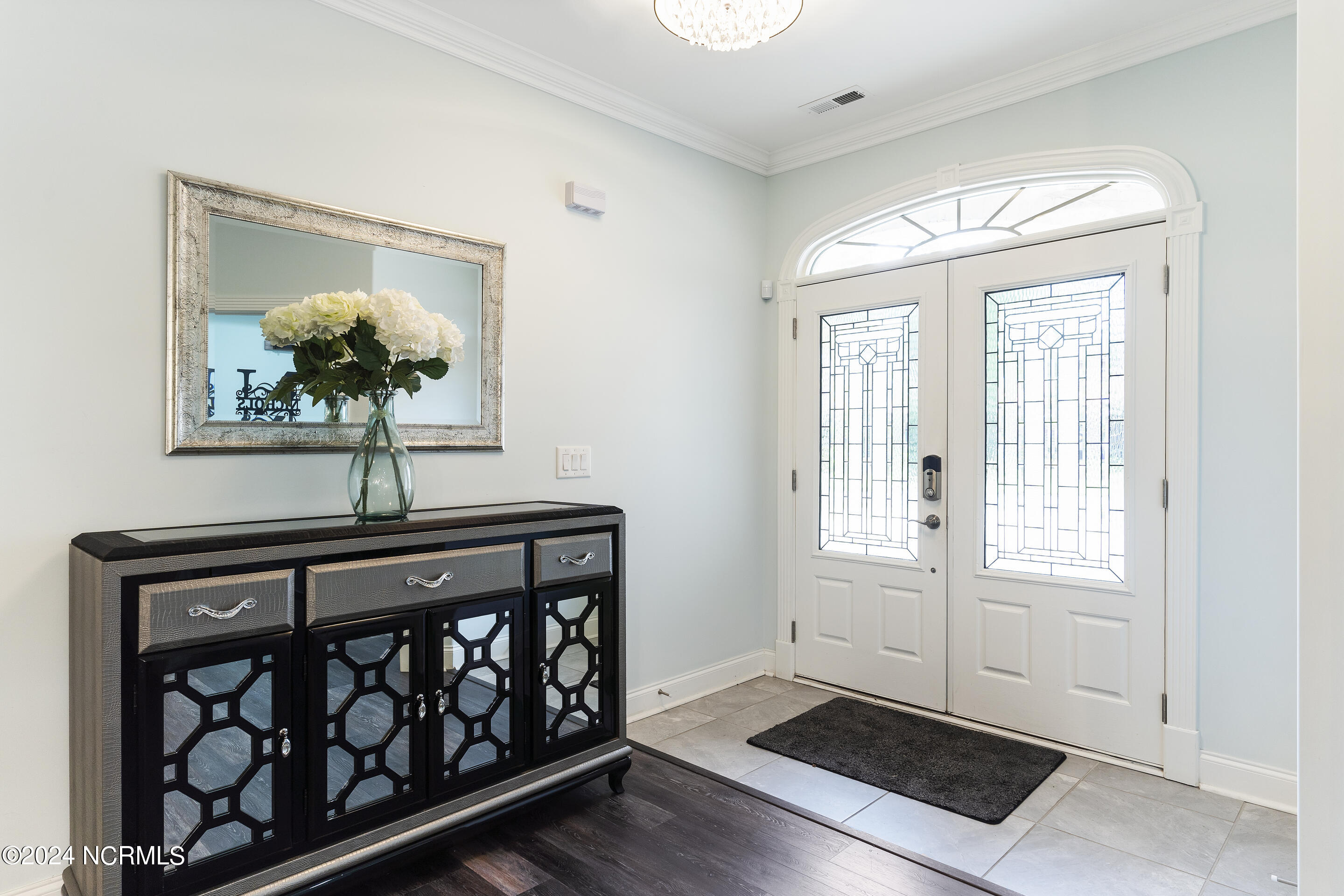 656 Jenoa Drive