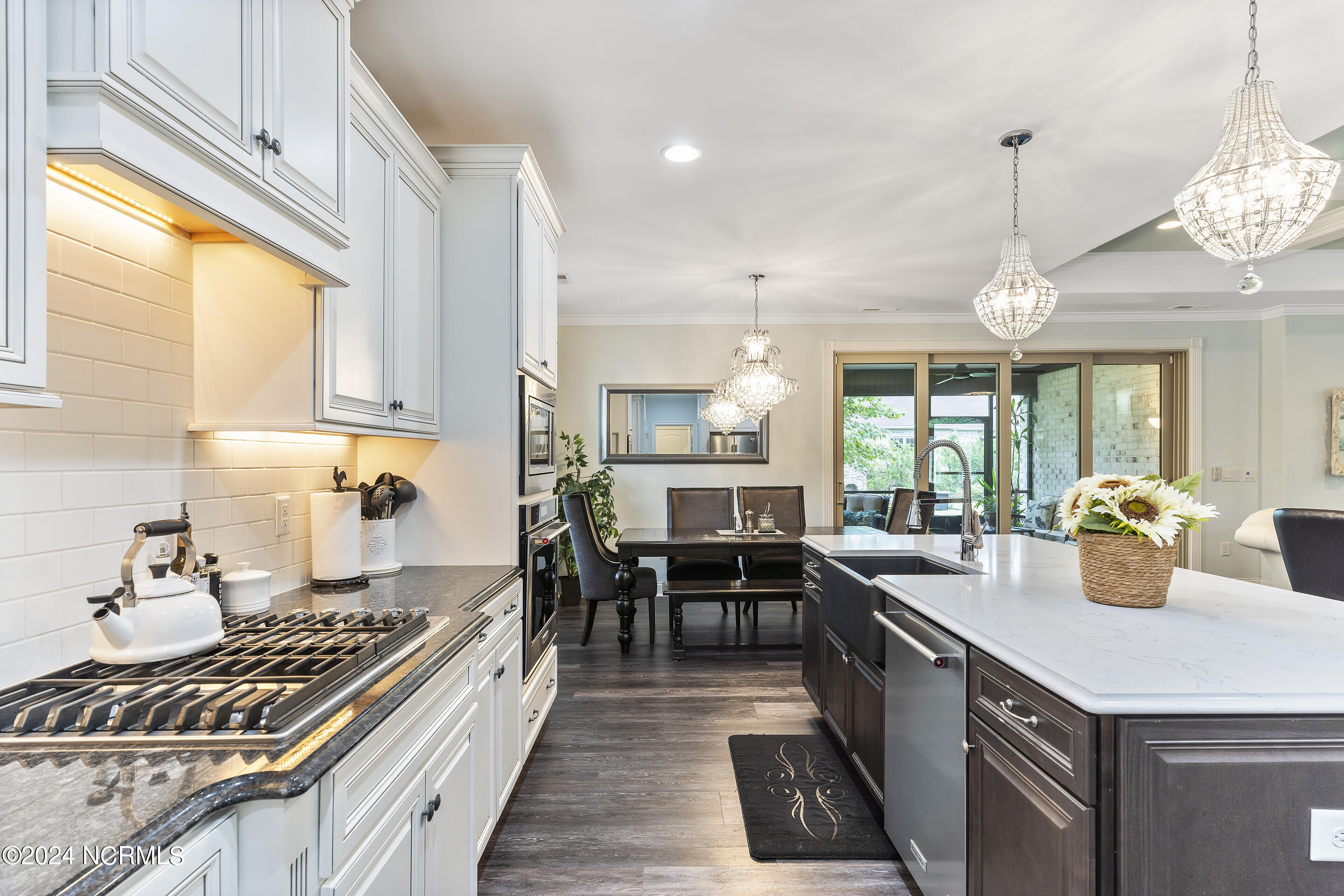 656 Jenoa Drive