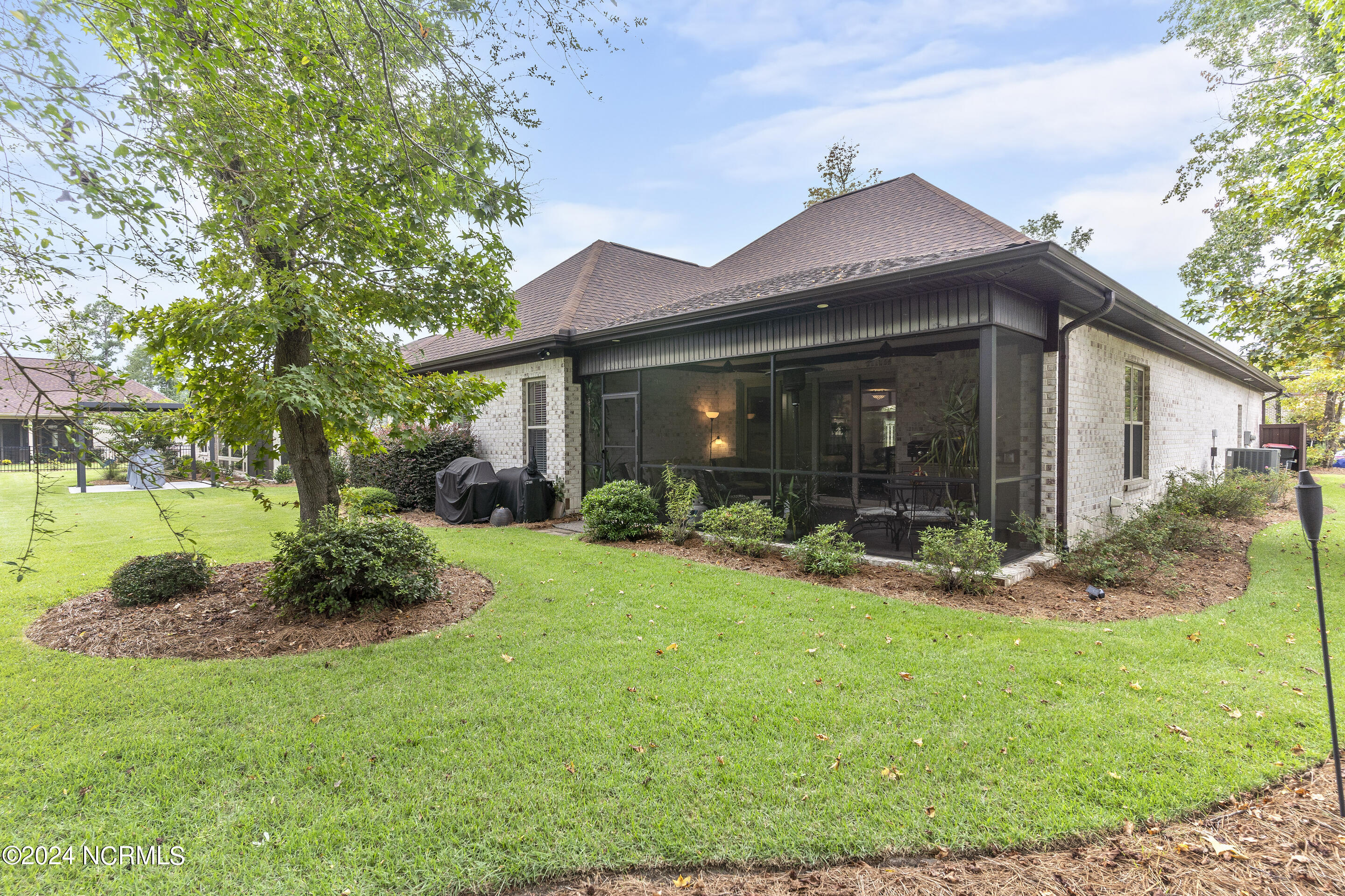 656 Jenoa Drive