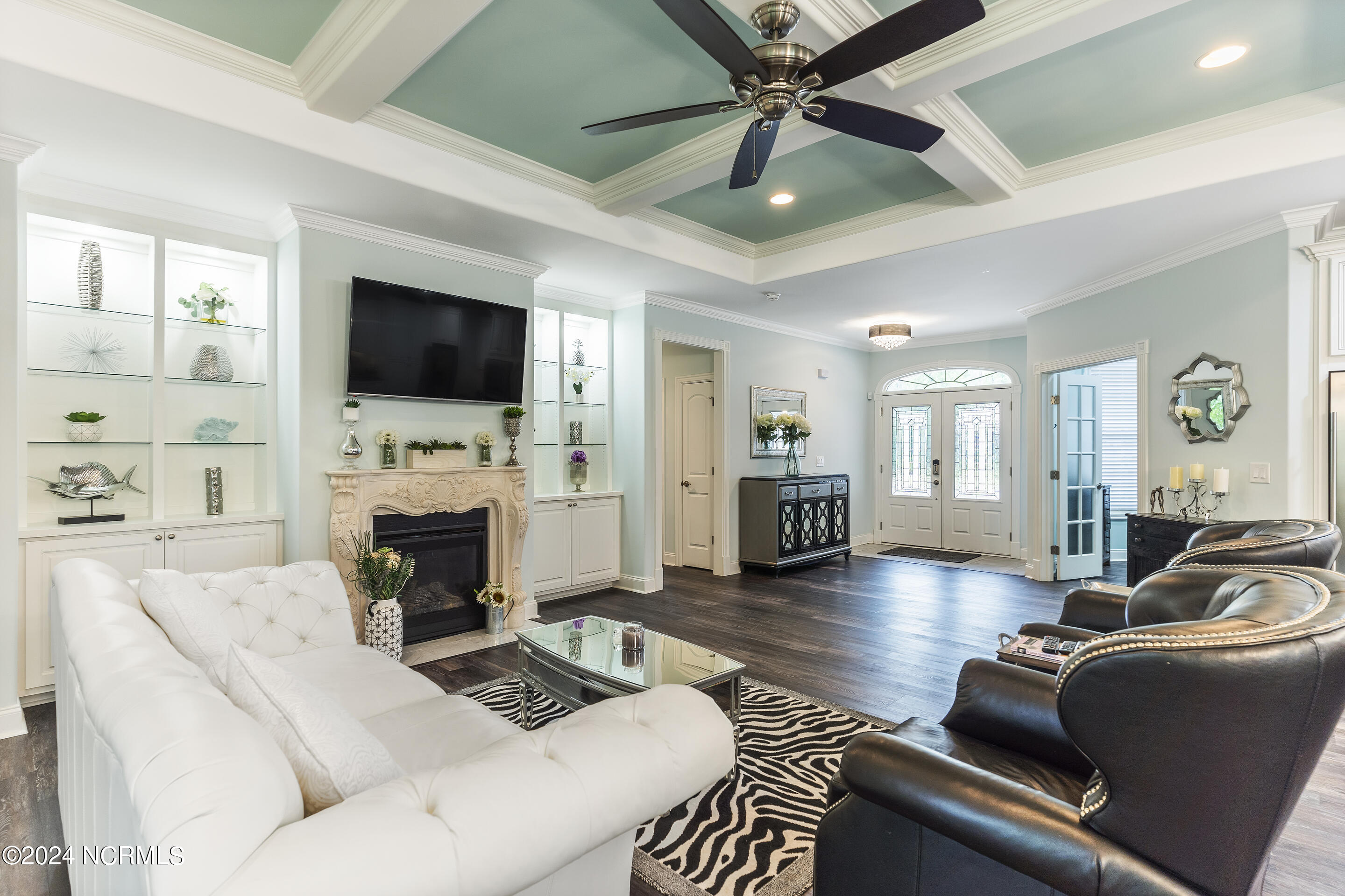 656 Jenoa Drive