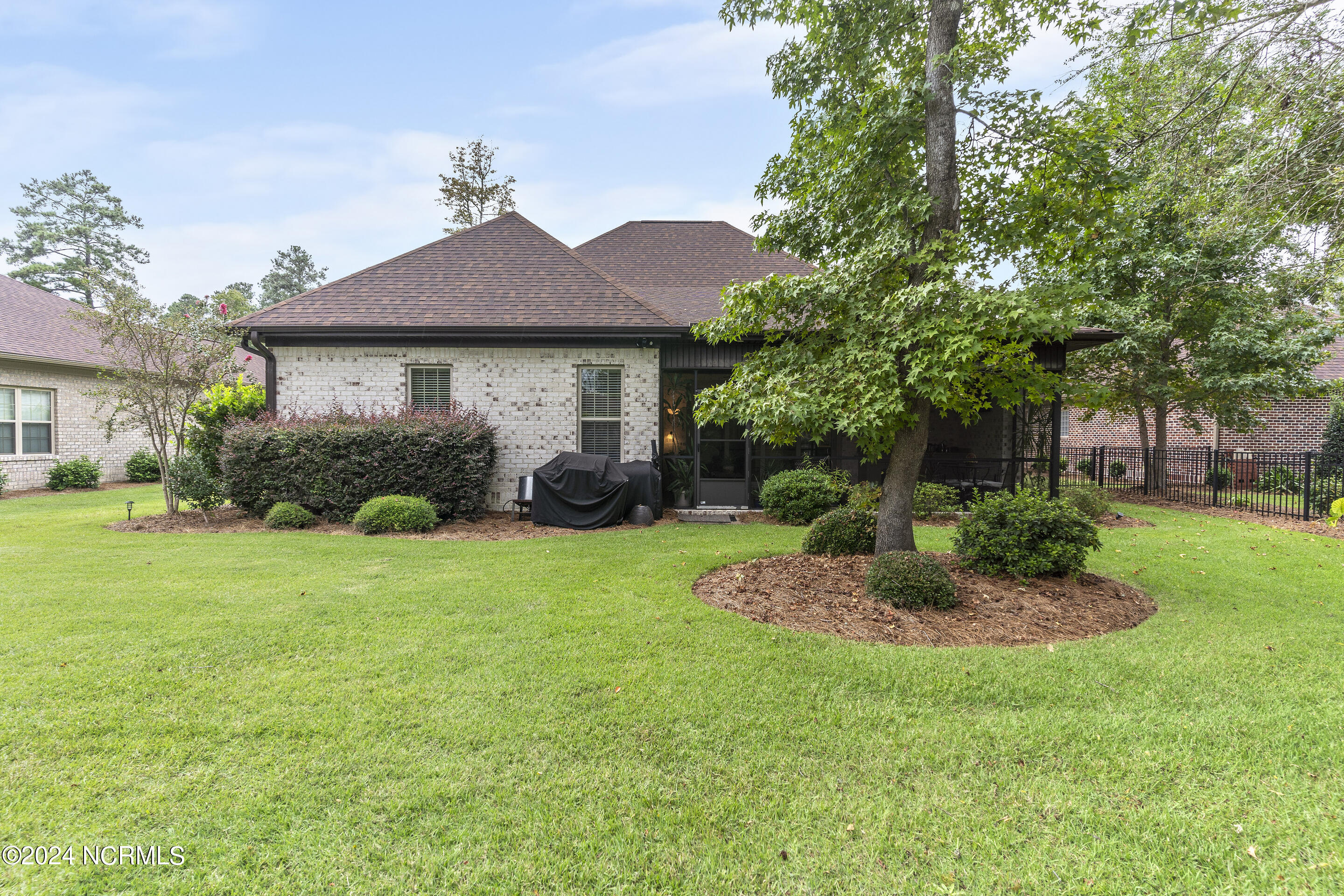 656 Jenoa Drive